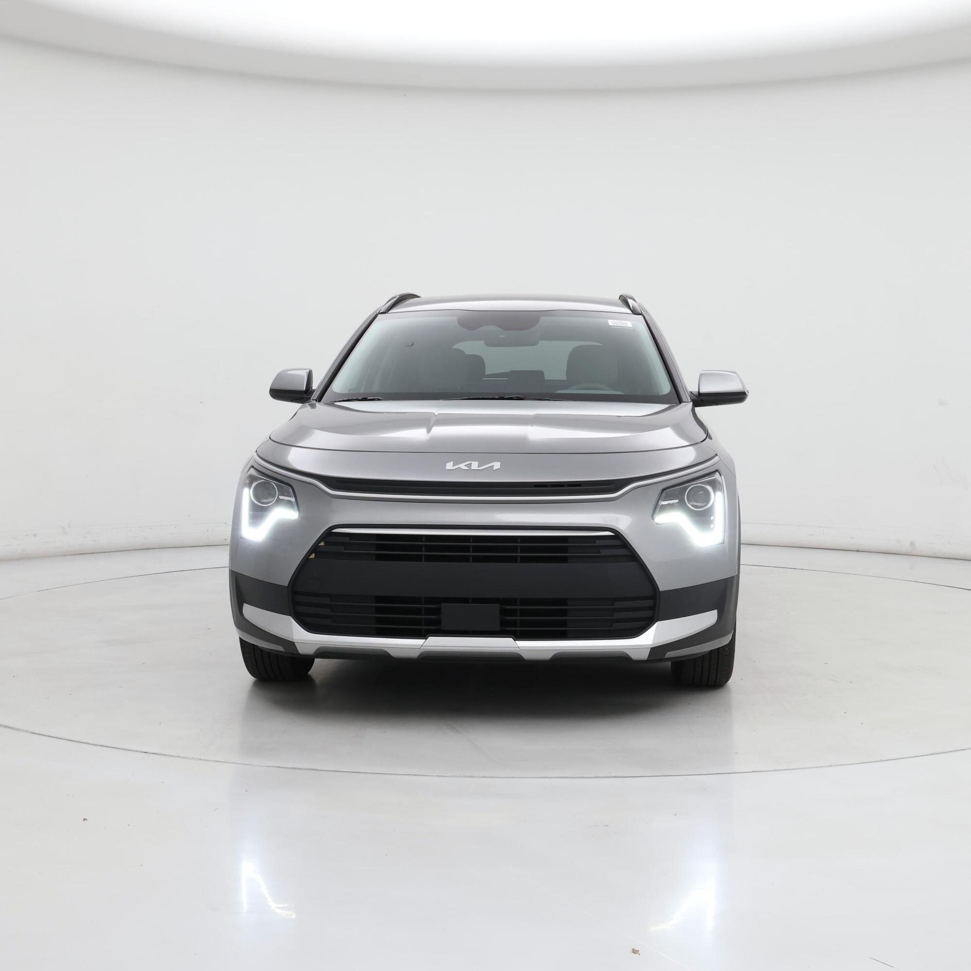 Thumbnail: 2023 Kia Niro - 5