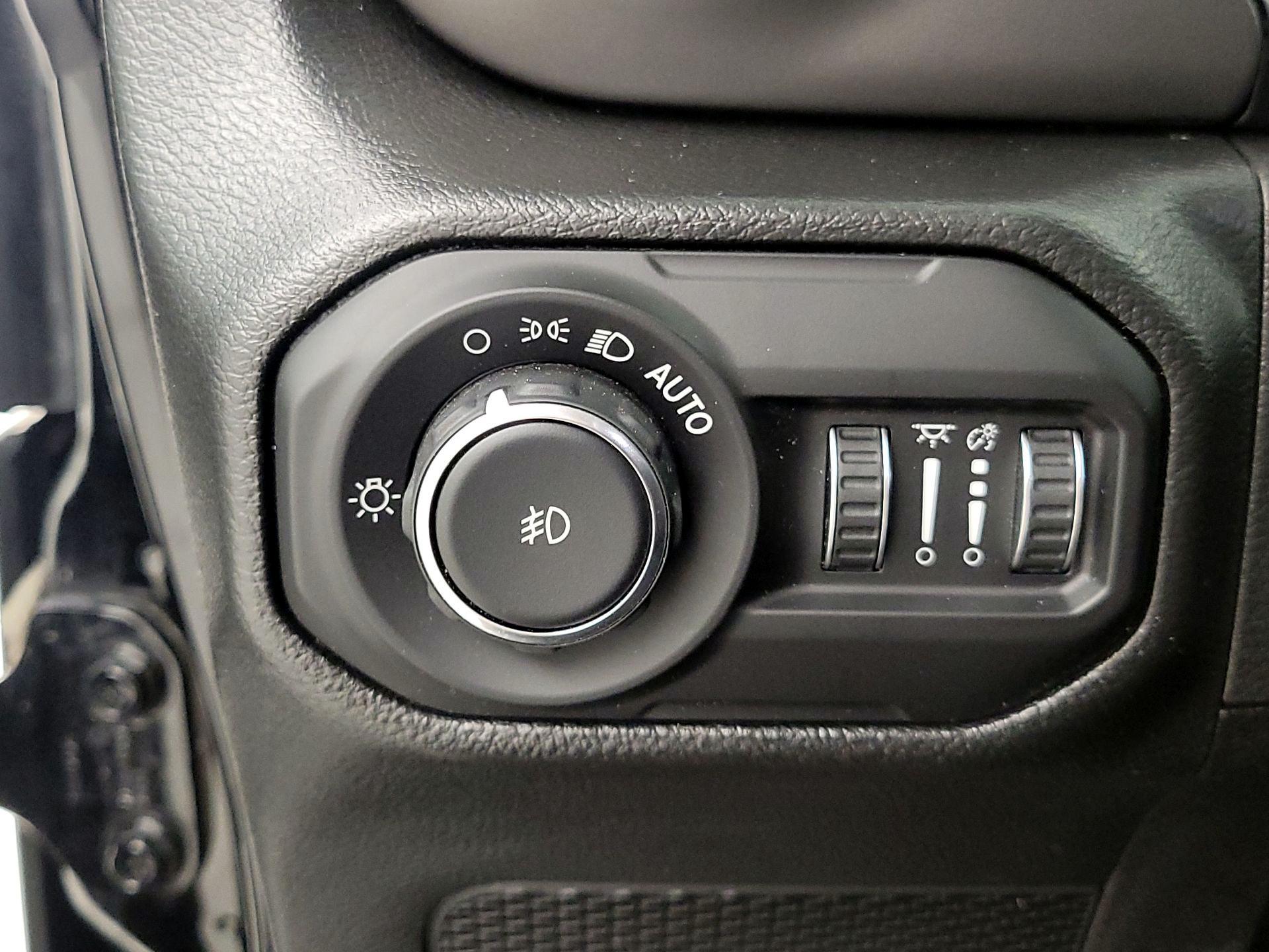 Thumbnail: 2022 Jeep Wrangler - 13