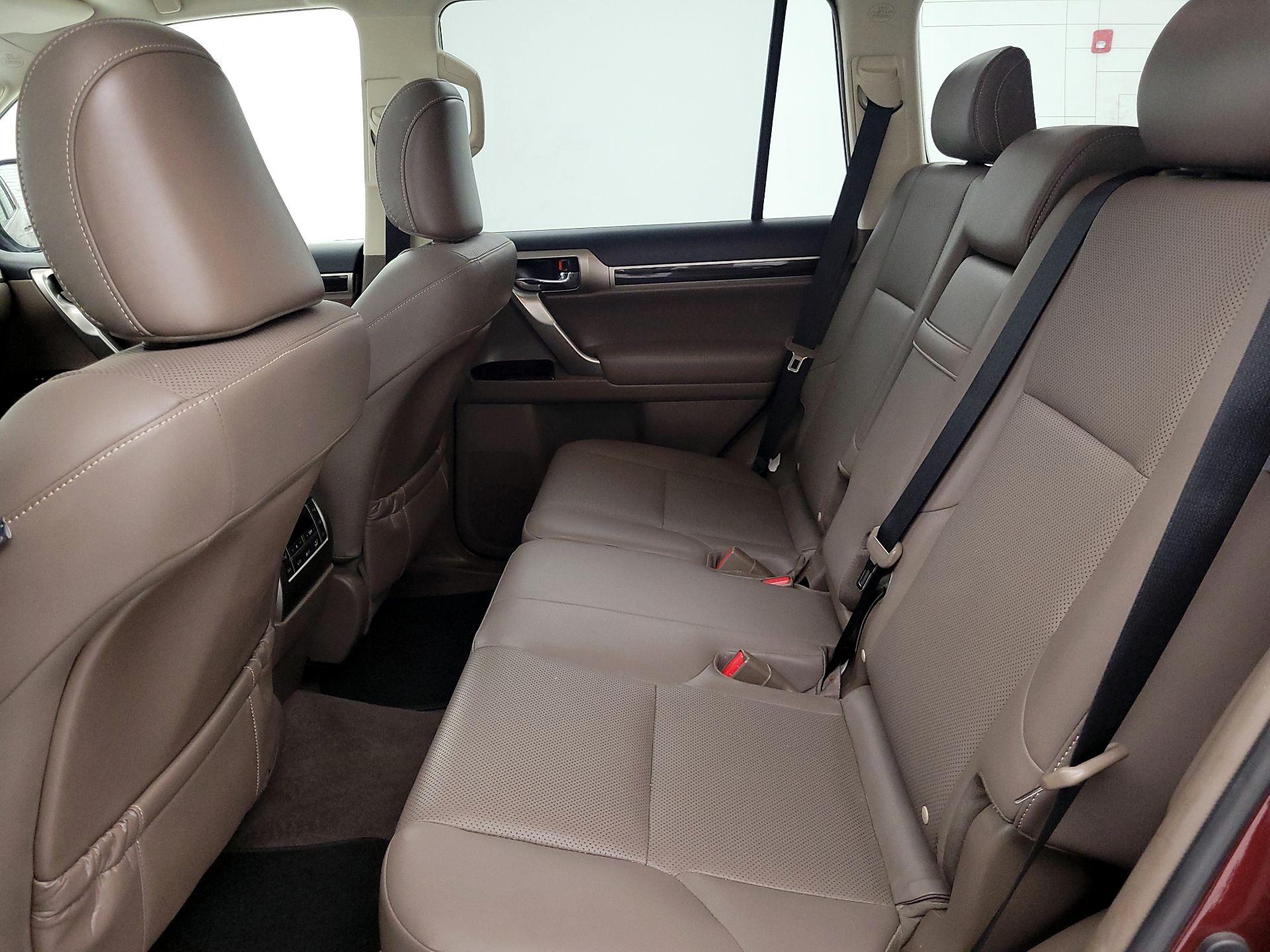 Thumbnail: 2016 Lexus GX - 20