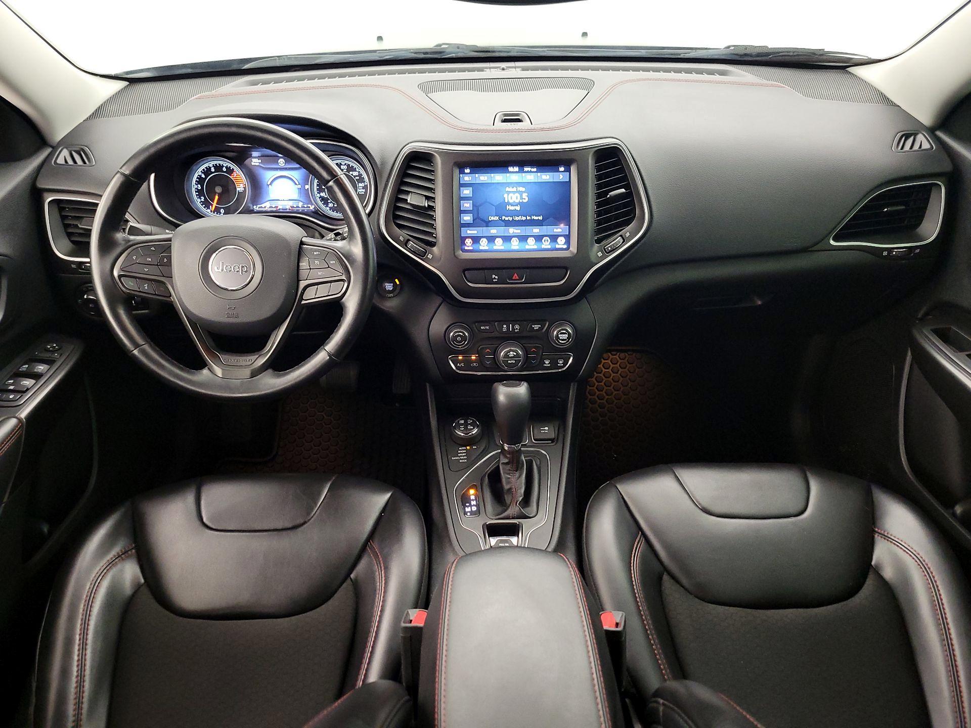 Thumbnail: 2020 Jeep Cherokee - 9