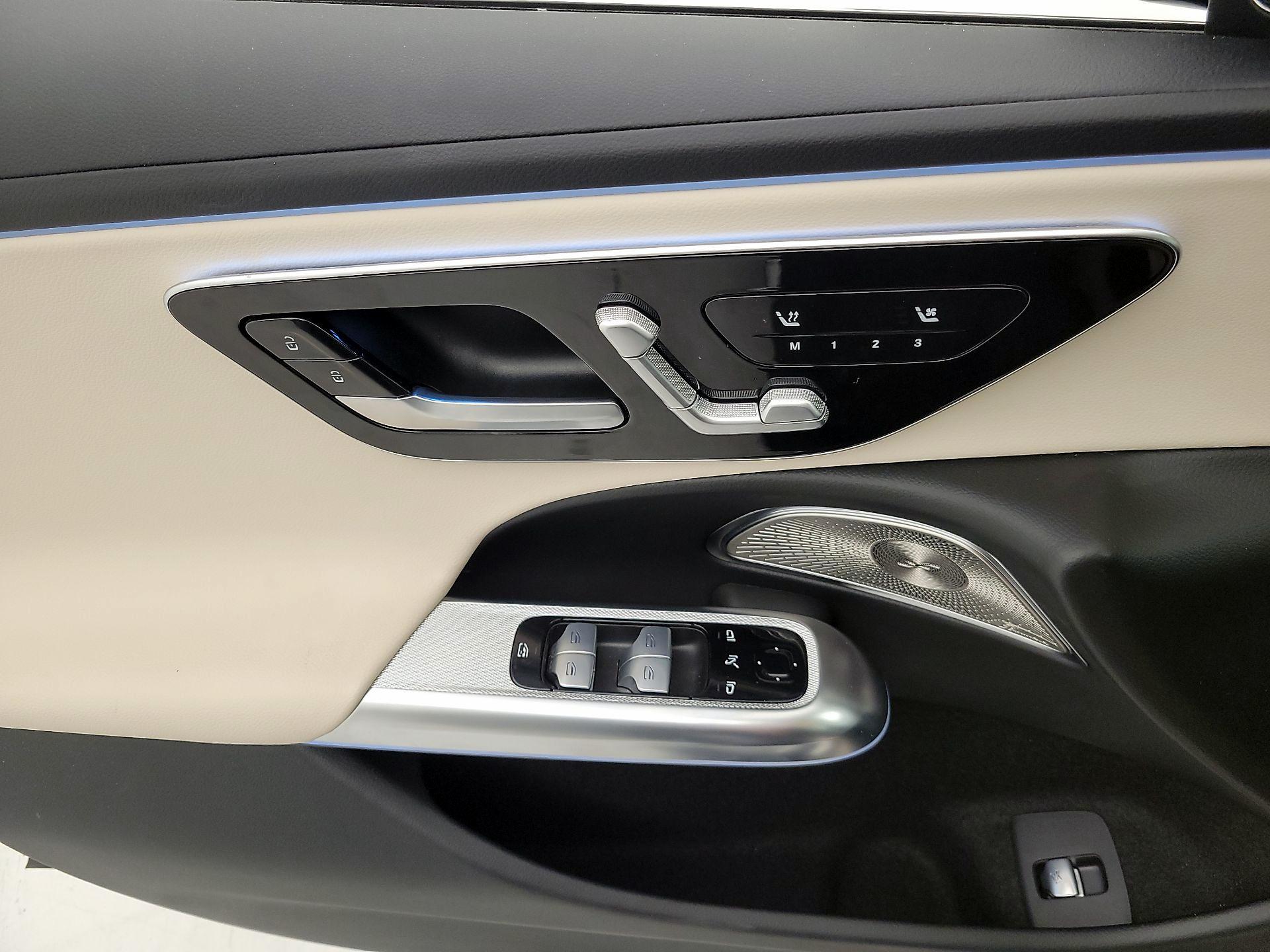 Thumbnail: 2024 Mercedes-Benz E-Class - 12