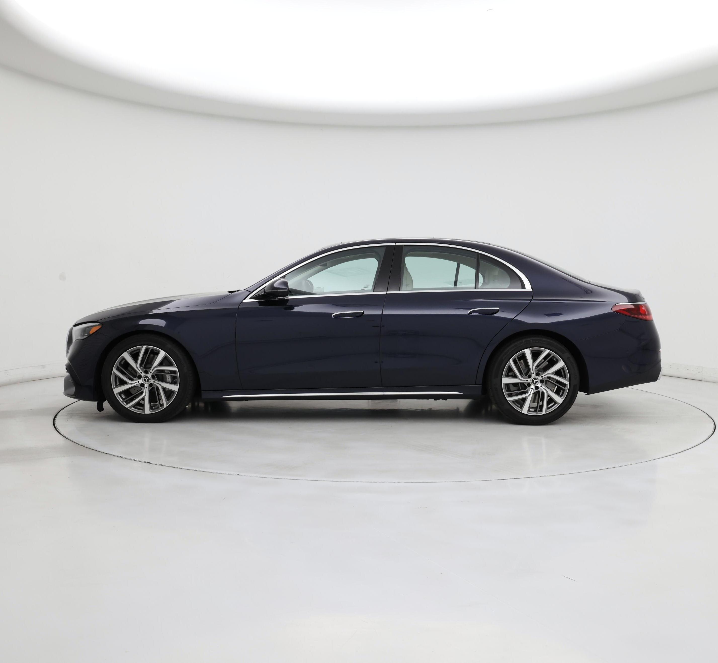 Thumbnail: 2024 Mercedes-Benz E-Class - 3