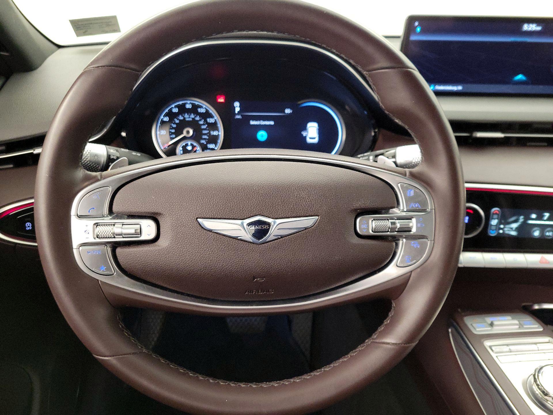 Thumbnail: 2022 Genesis GV70 - 10