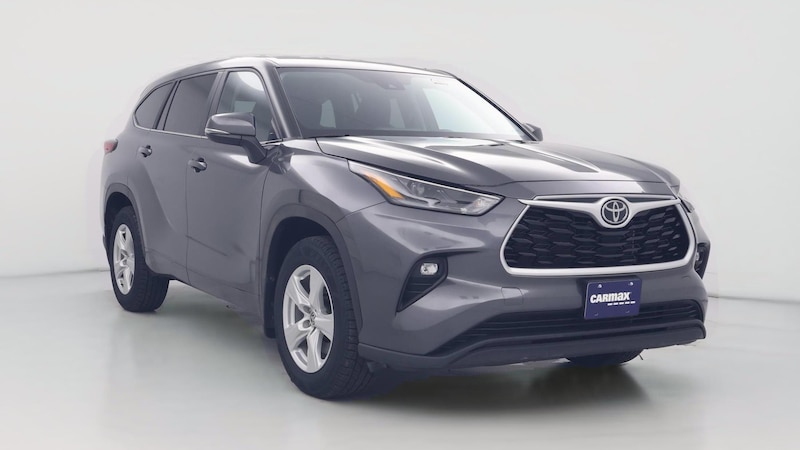 2023 Toyota Highlander LE Hero Image