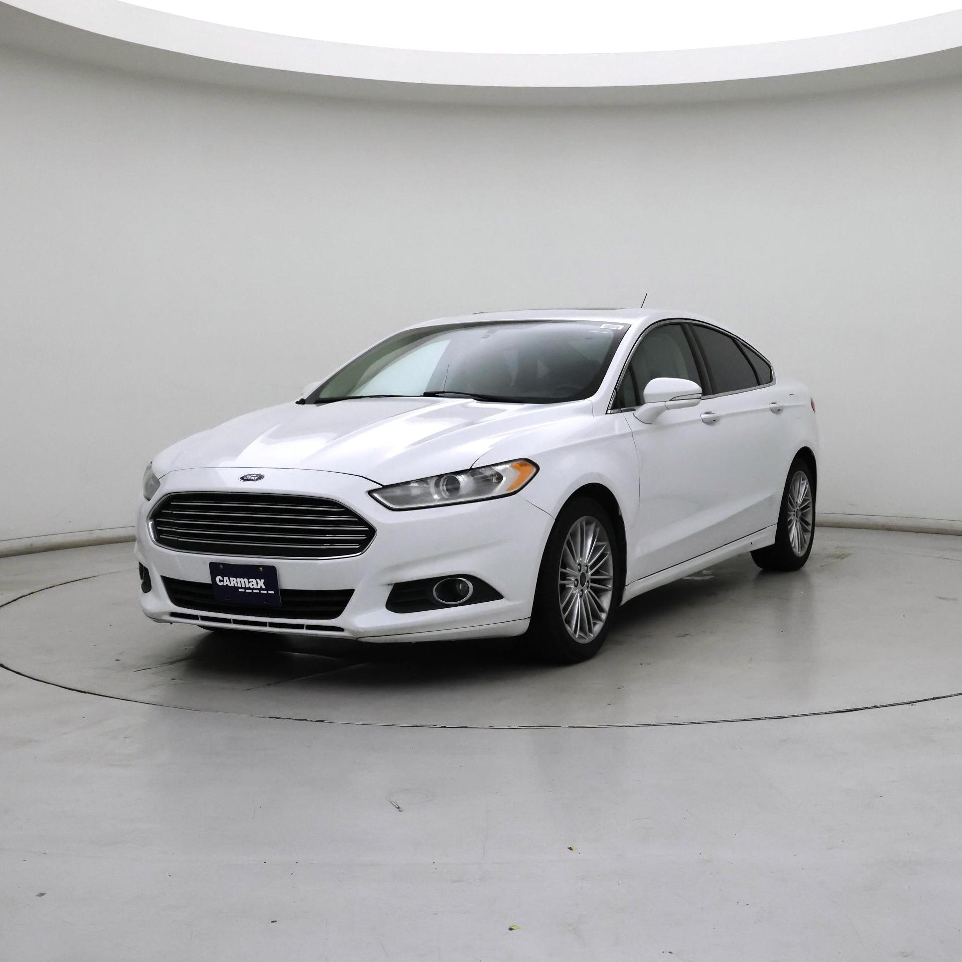 Thumbnail: 2015 Ford Fusion - 4