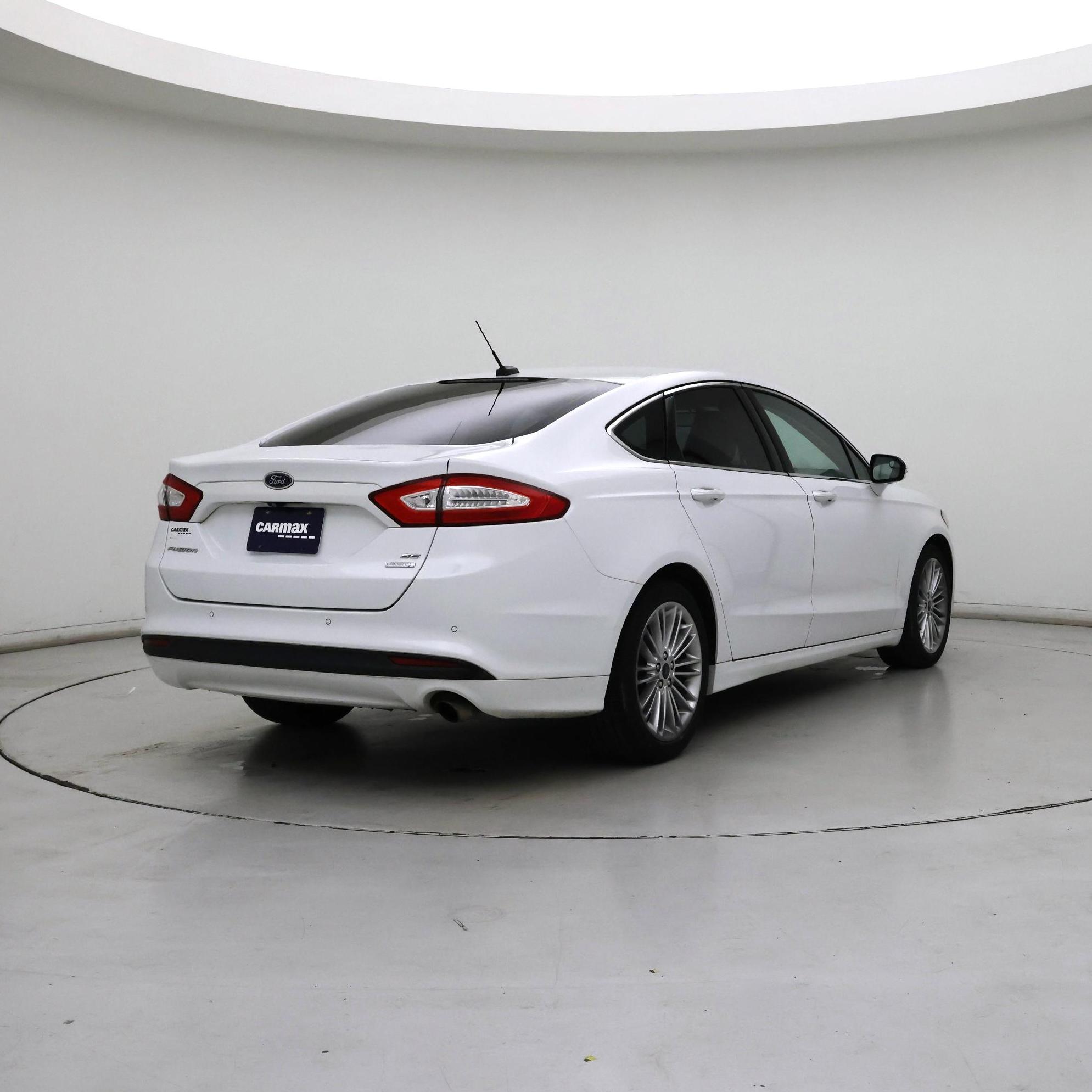 Thumbnail: 2015 Ford Fusion - 8