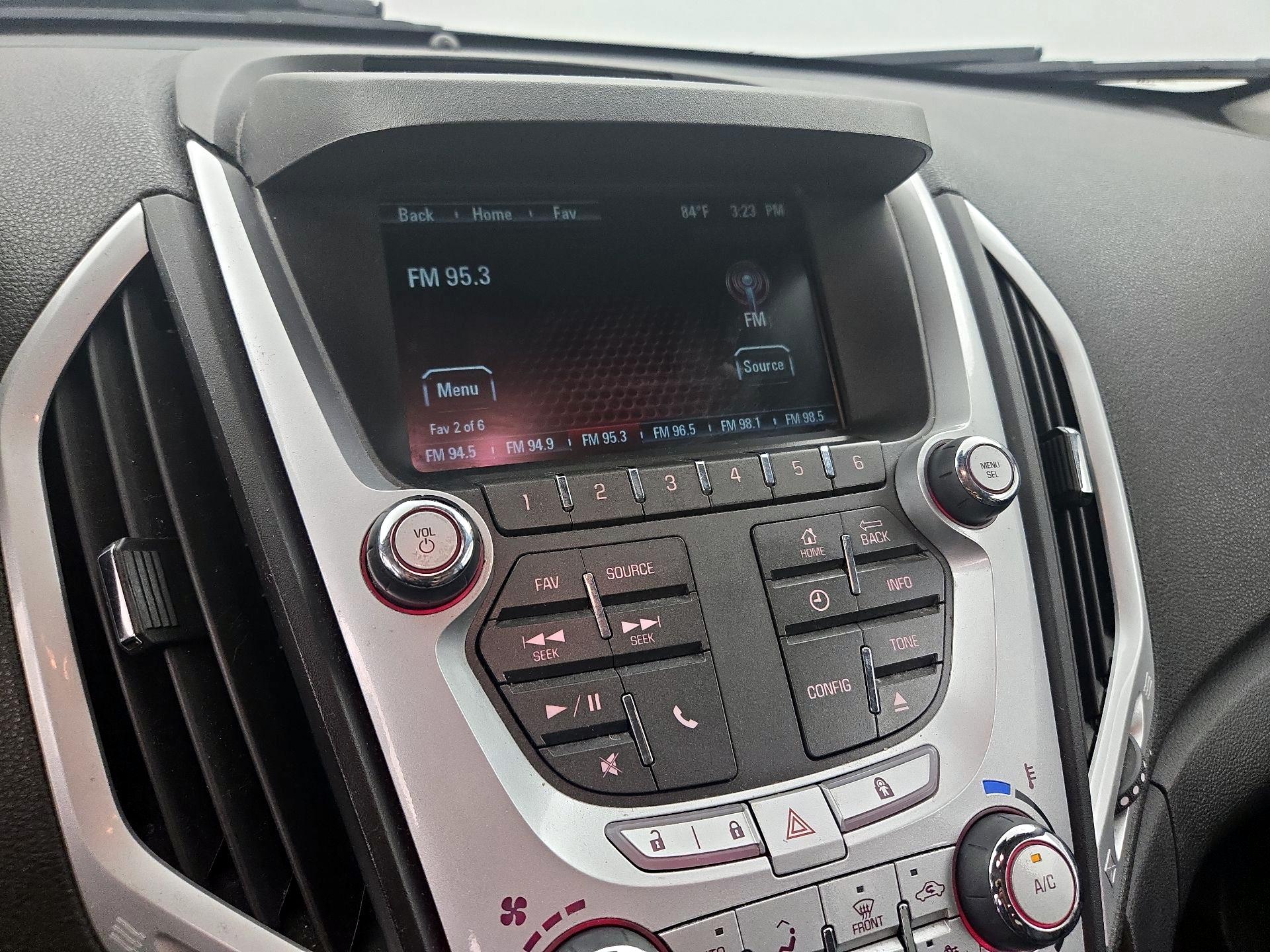 Thumbnail: 2015 GMC Terrain - 14