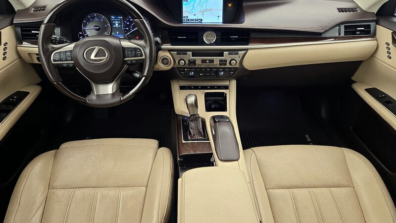 2016 Lexus ES 350 9