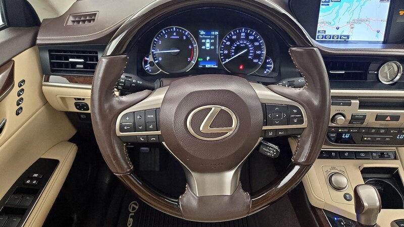 2016 Lexus ES 350 10