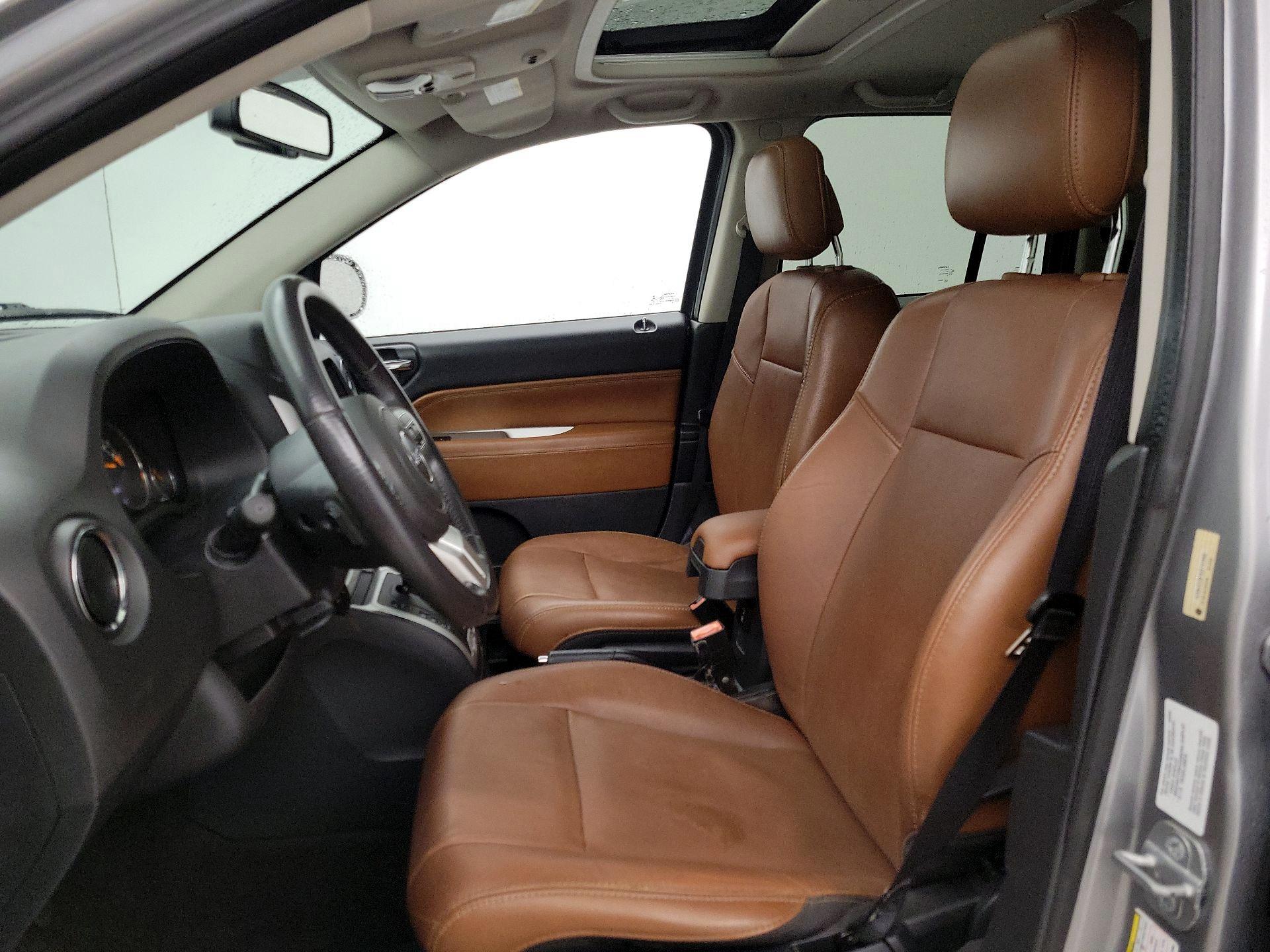 Thumbnail: 2014 Jeep Compass - 11