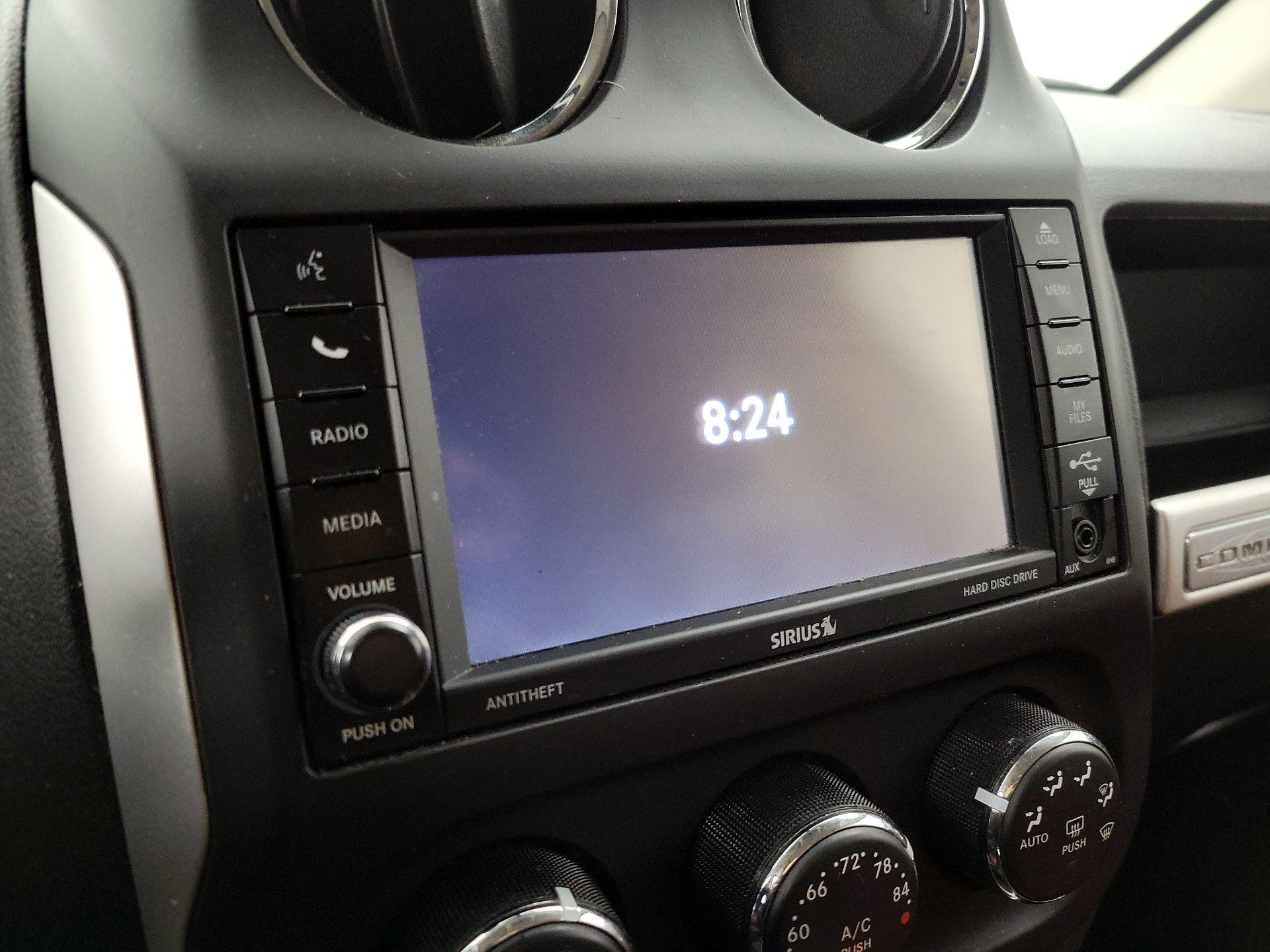 Thumbnail: 2014 Jeep Compass - 14