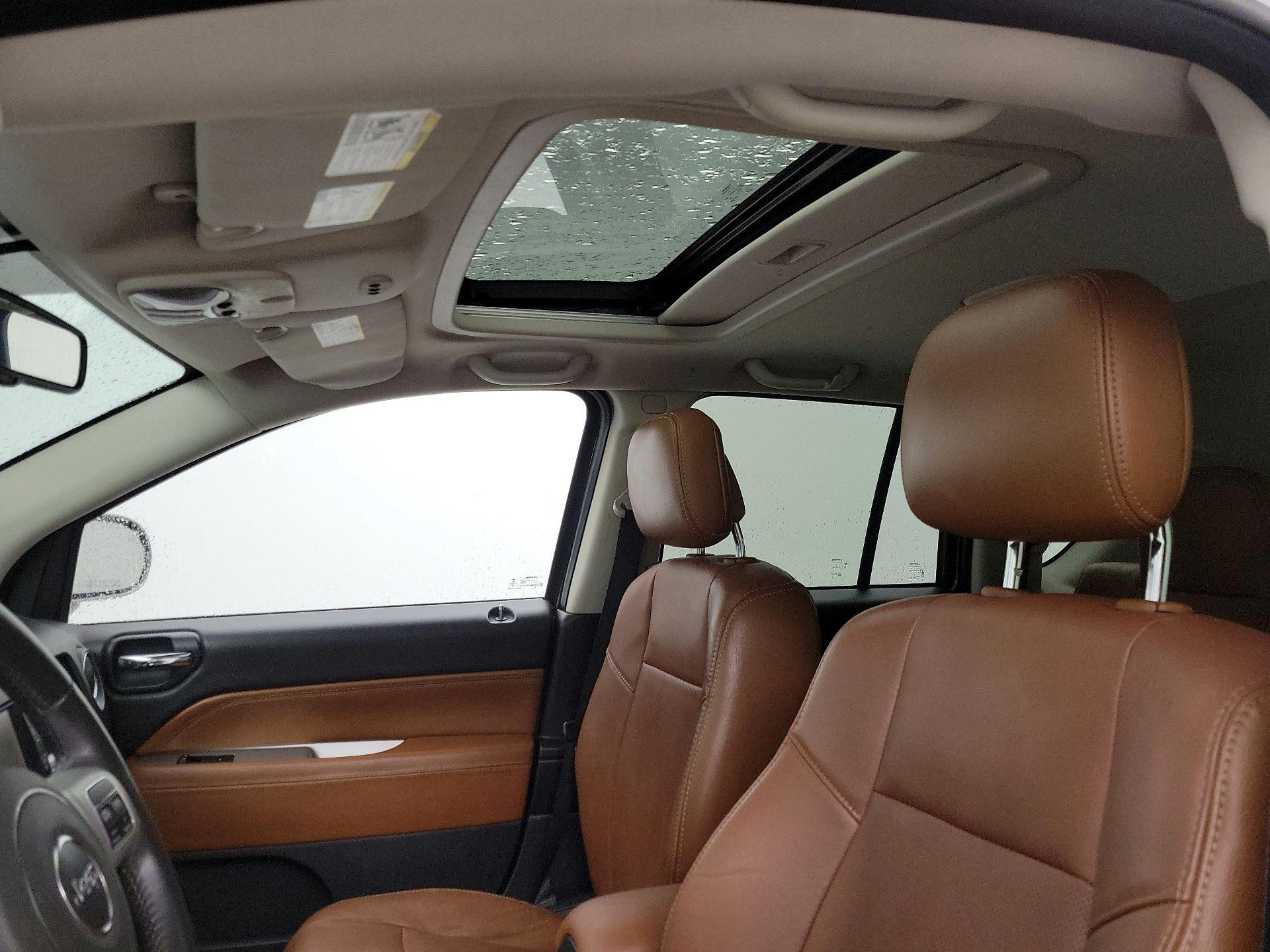 Thumbnail: 2014 Jeep Compass - 17