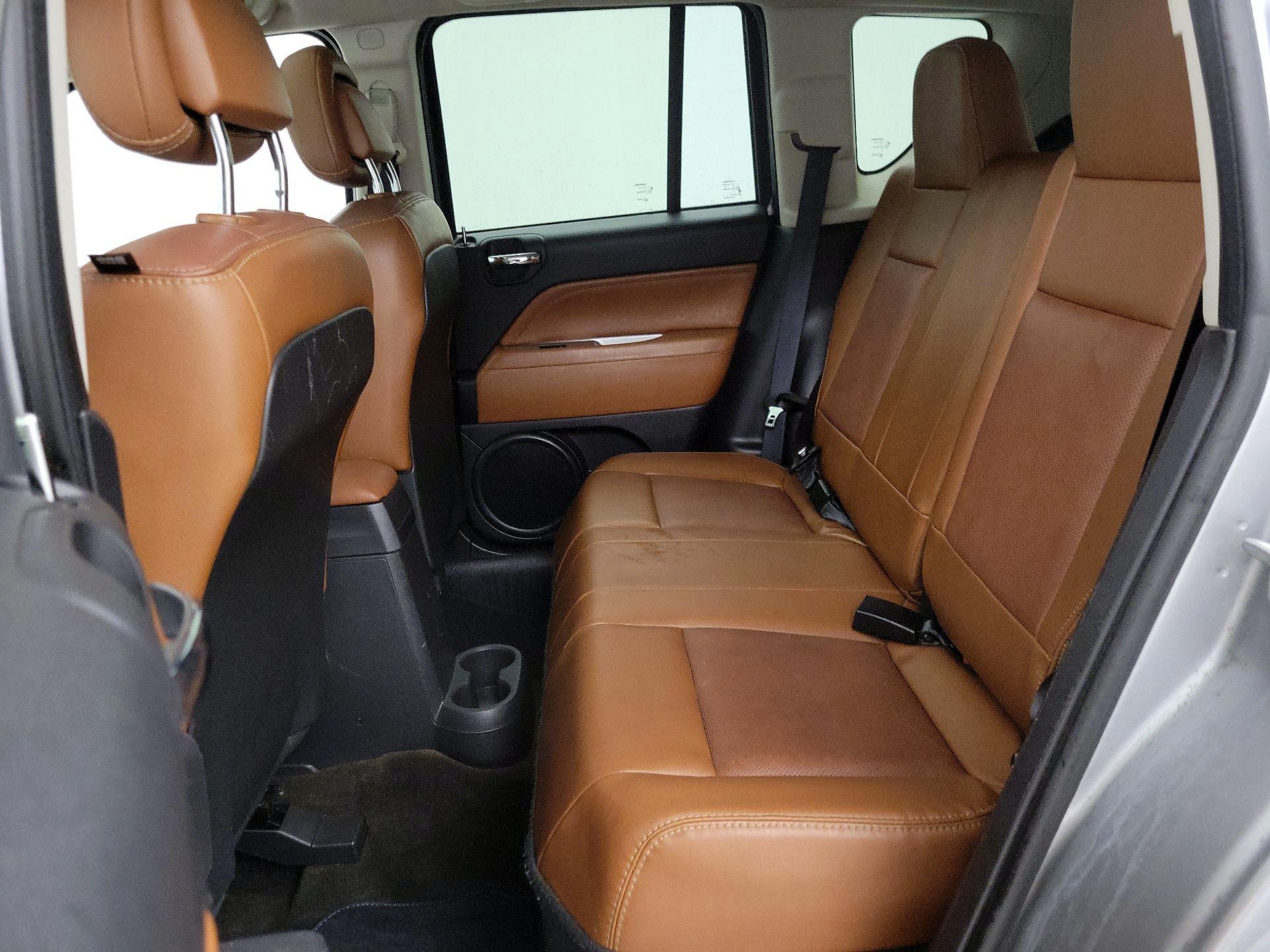 Thumbnail: 2014 Jeep Compass - 18