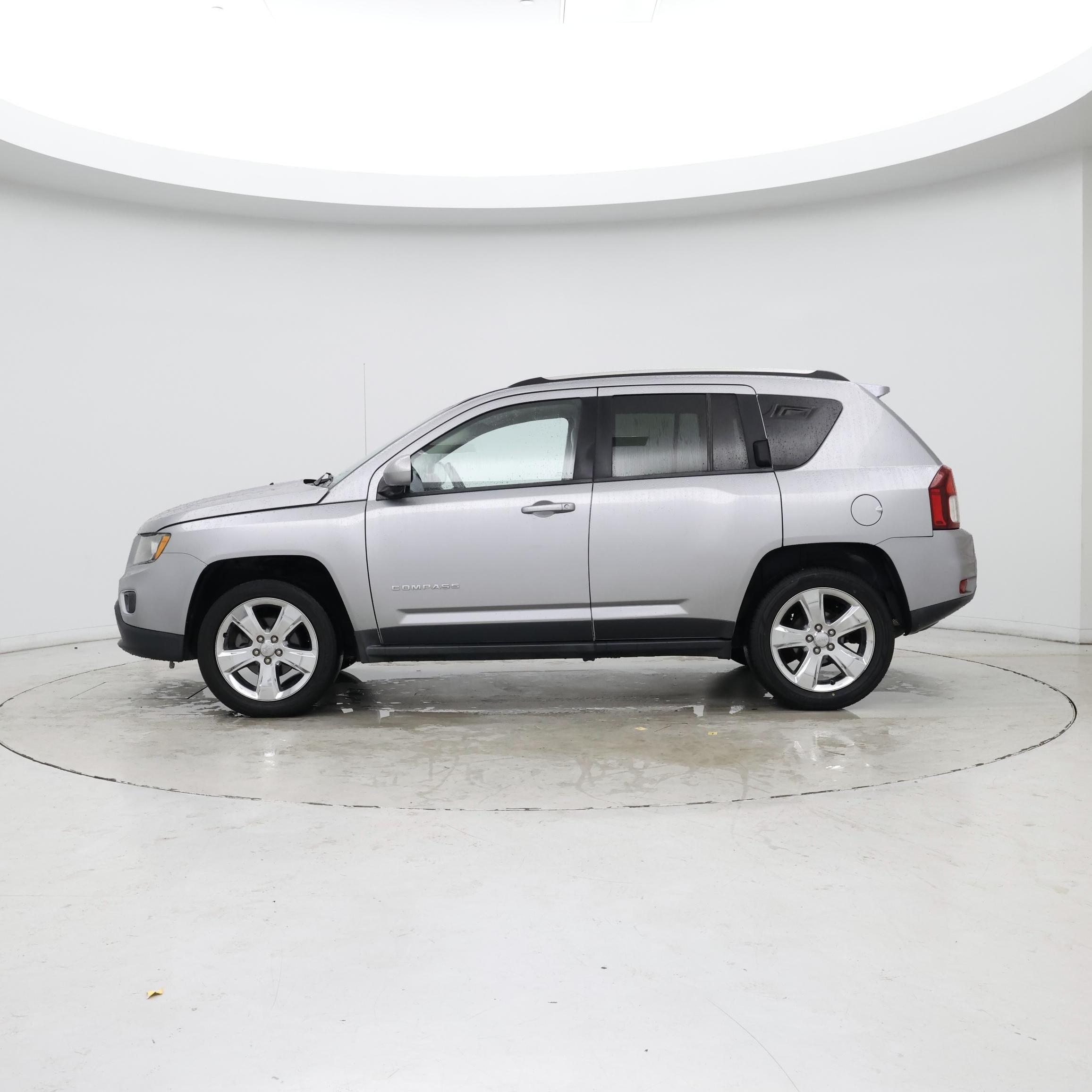 Thumbnail: 2014 Jeep Compass - 3