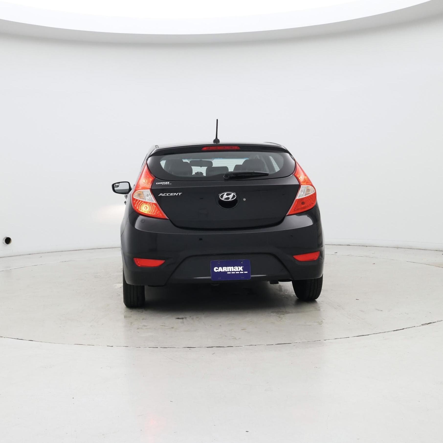 Thumbnail: 2016 Hyundai Accent - 6