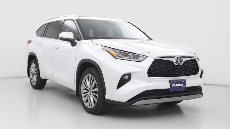 2022 Toyota Highlander Platinum Hero Image