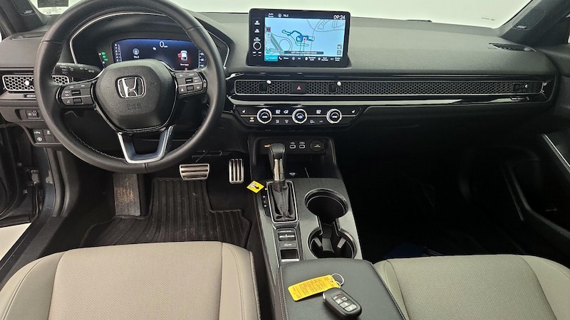 2024 Honda Civic Sport Touring 9