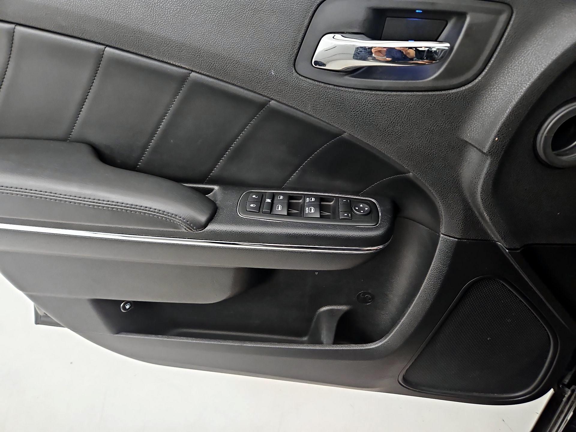 Thumbnail: 2014 Dodge Charger - 12