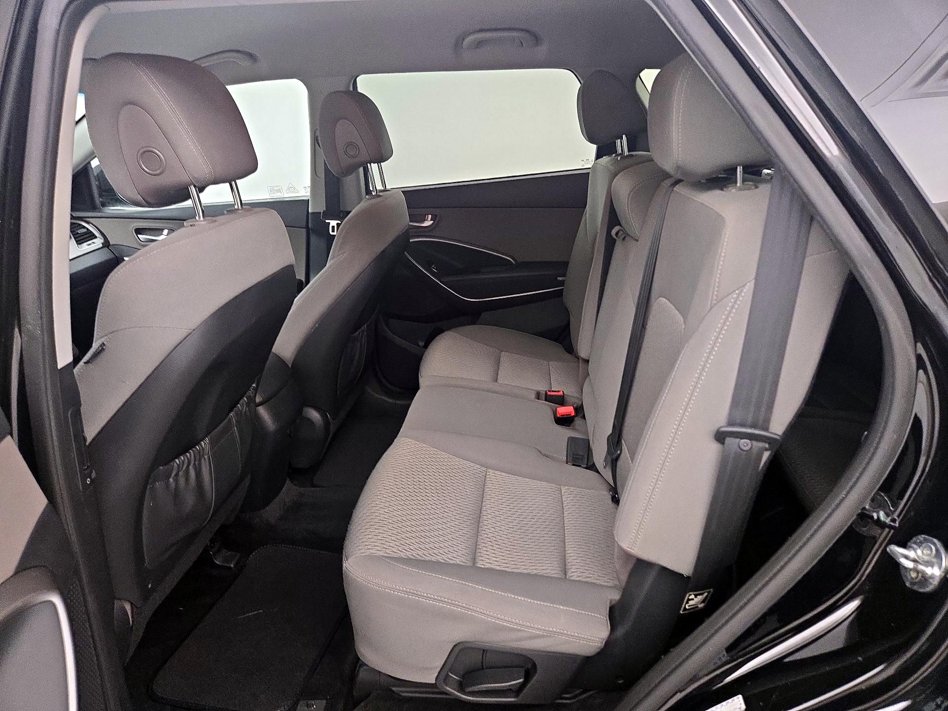Thumbnail: 2018 Hyundai Santa Fe - 19