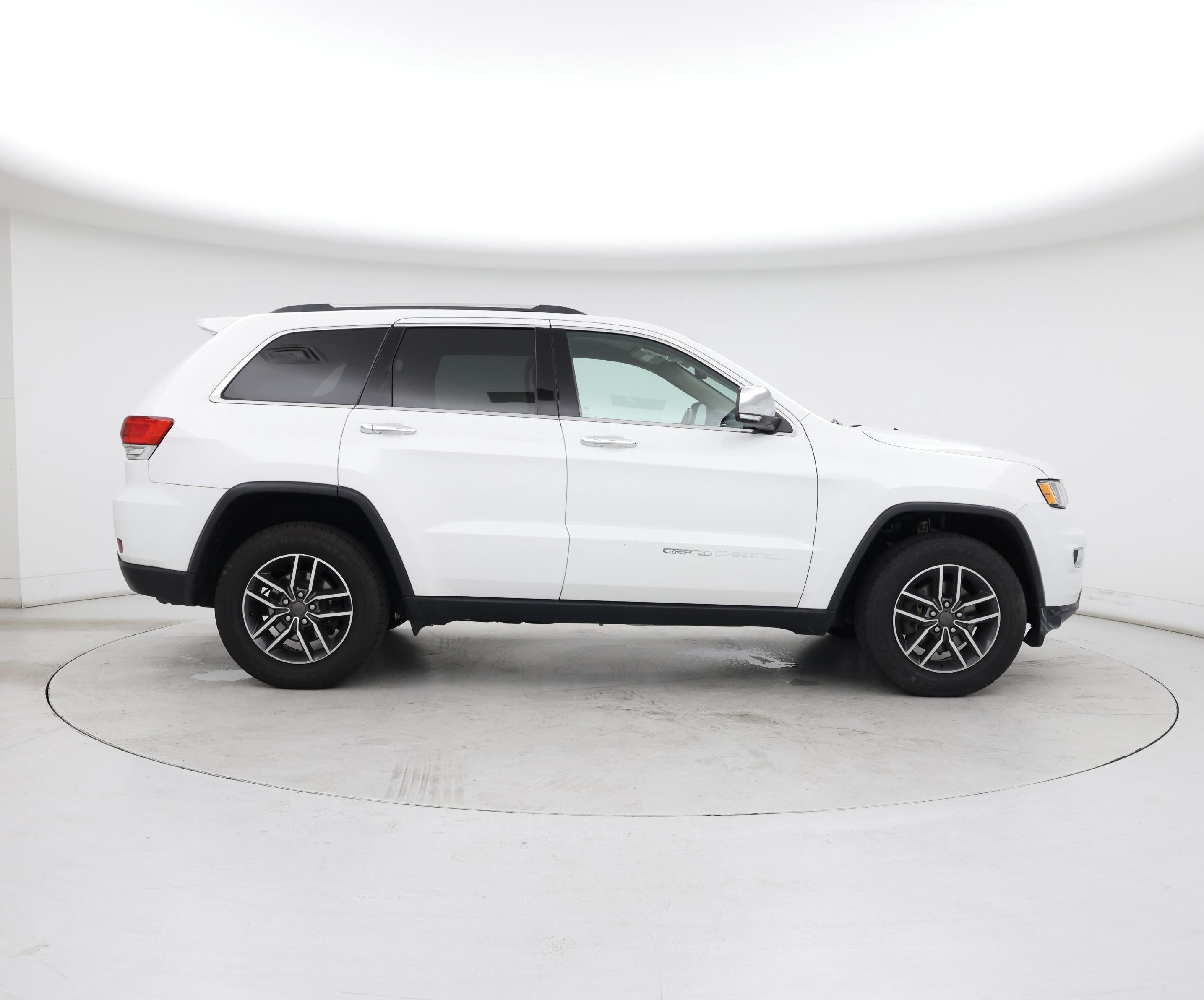 Thumbnail: 2019 Jeep Grand Cherokee - 7