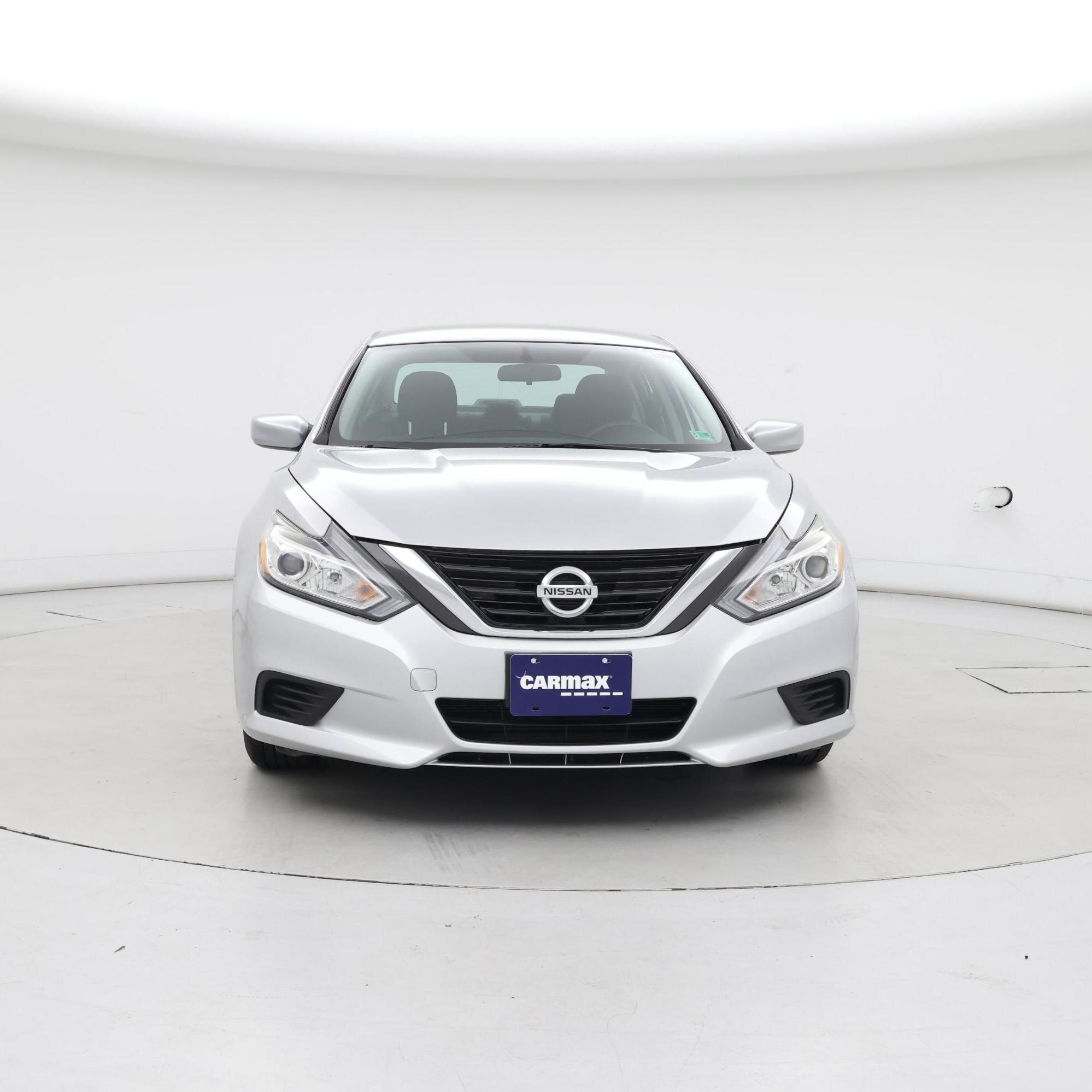 Thumbnail: 2016 Nissan Altima - 5