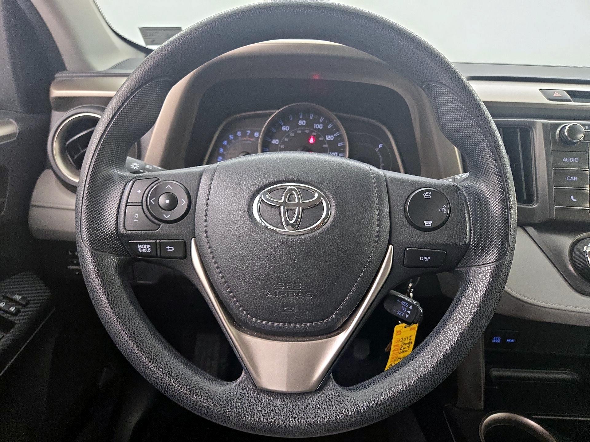 Thumbnail: 2015 Toyota RAV4 - 10