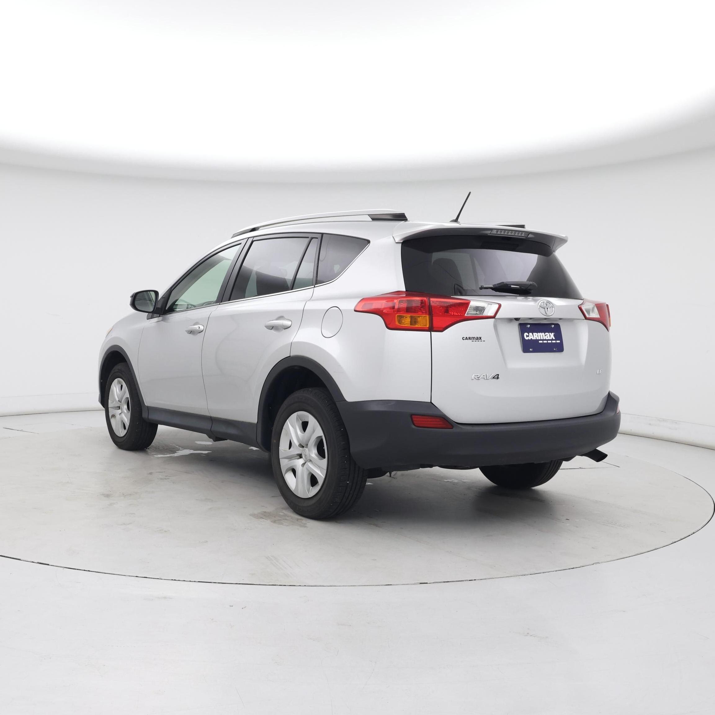 Thumbnail: 2015 Toyota RAV4 - 2