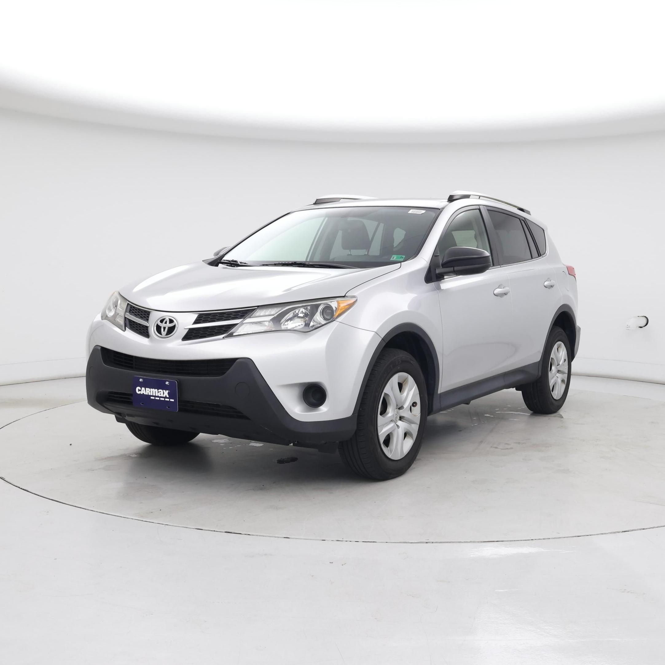 Thumbnail: 2015 Toyota RAV4 - 4