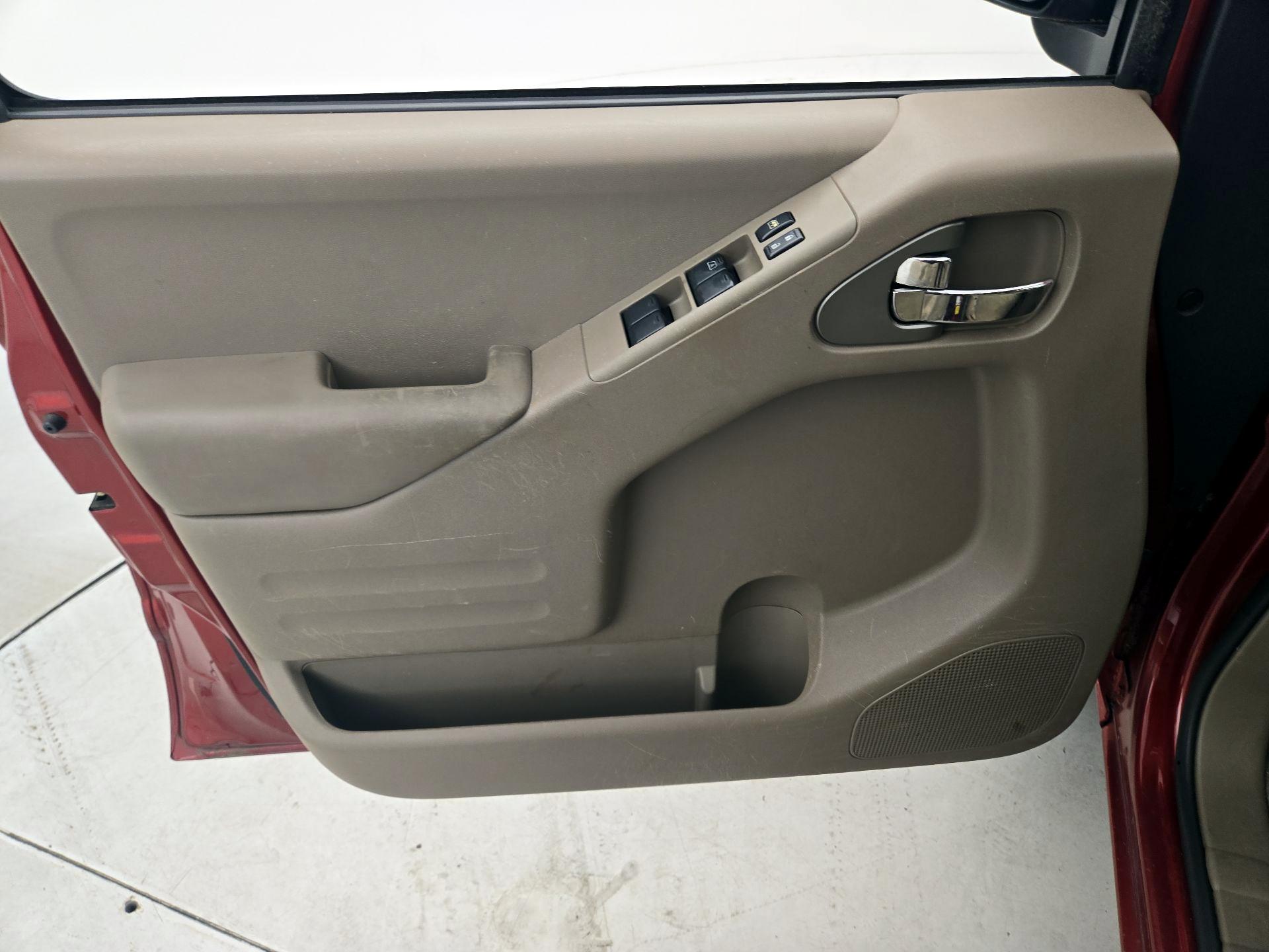 Thumbnail: 2017 Nissan Frontier - 12