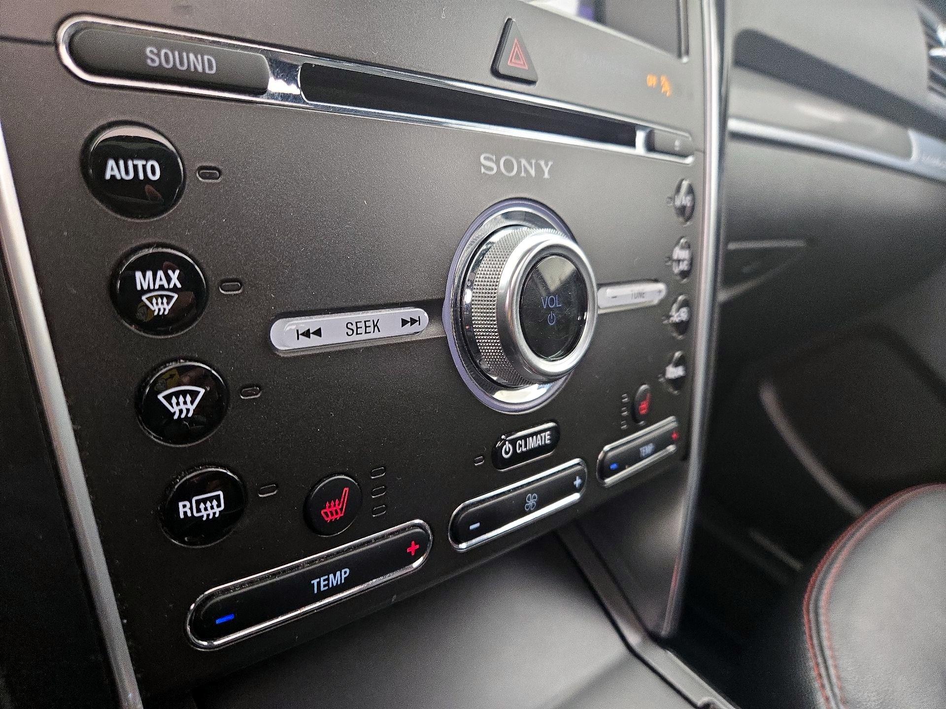 Thumbnail: 2018 Ford Explorer - 17