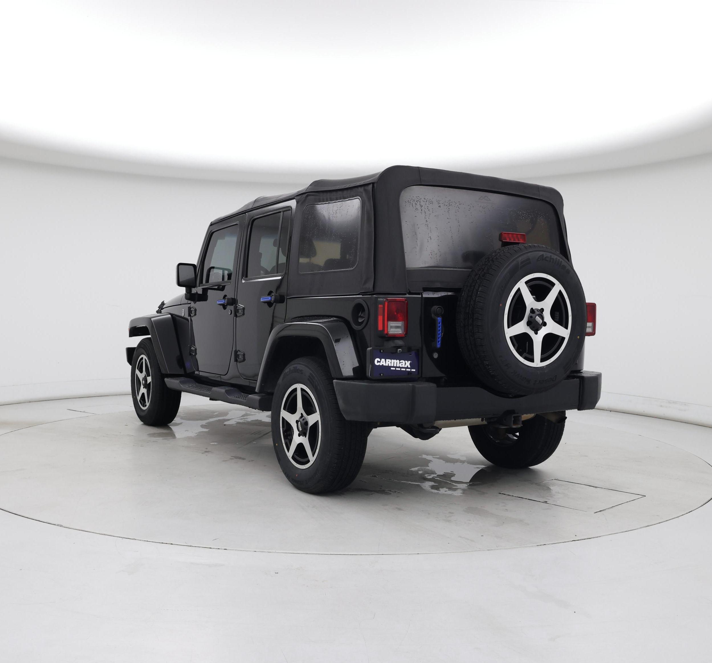 Thumbnail: 2017 Jeep Wrangler - 2