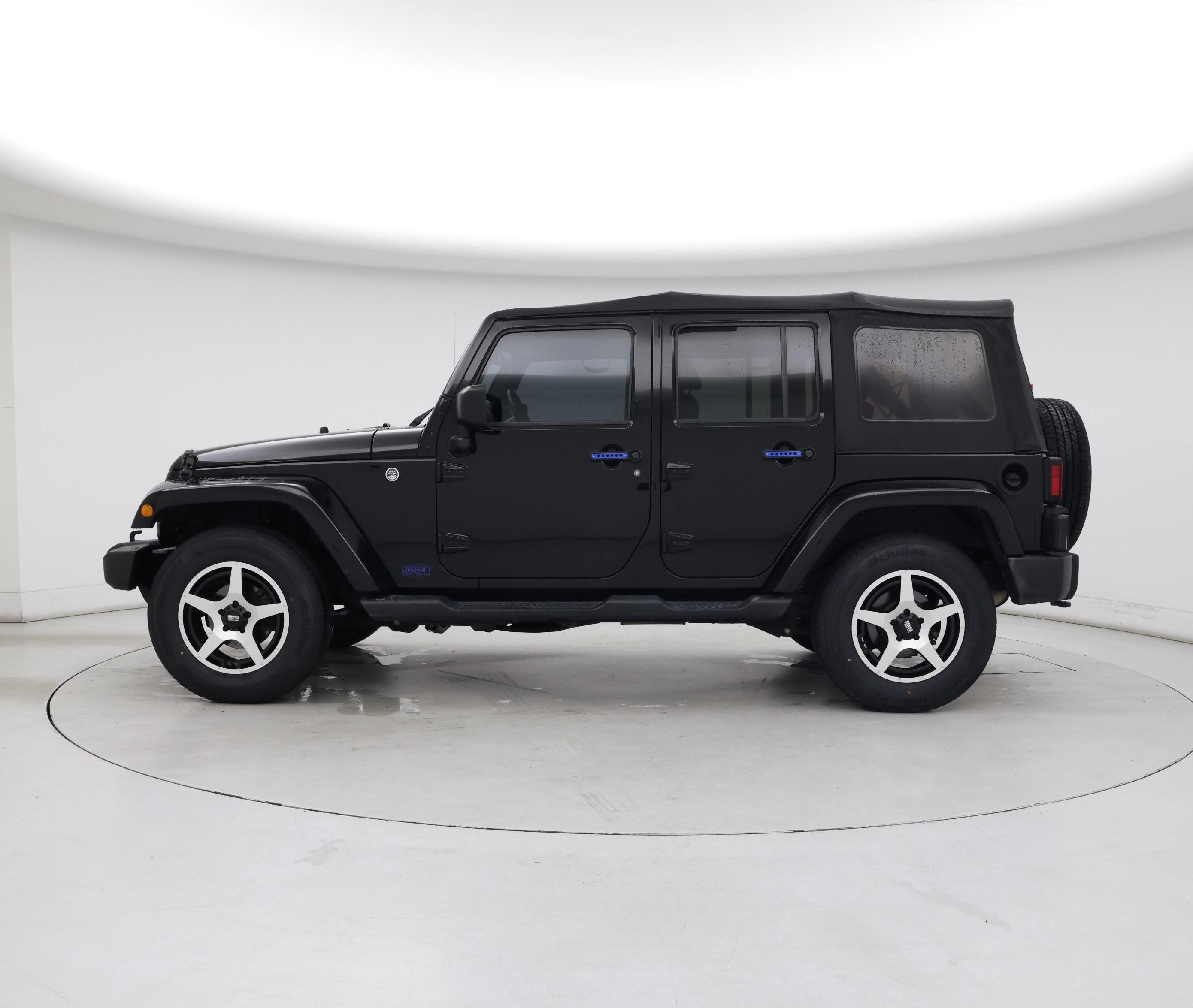 Thumbnail: 2017 Jeep Wrangler - 3