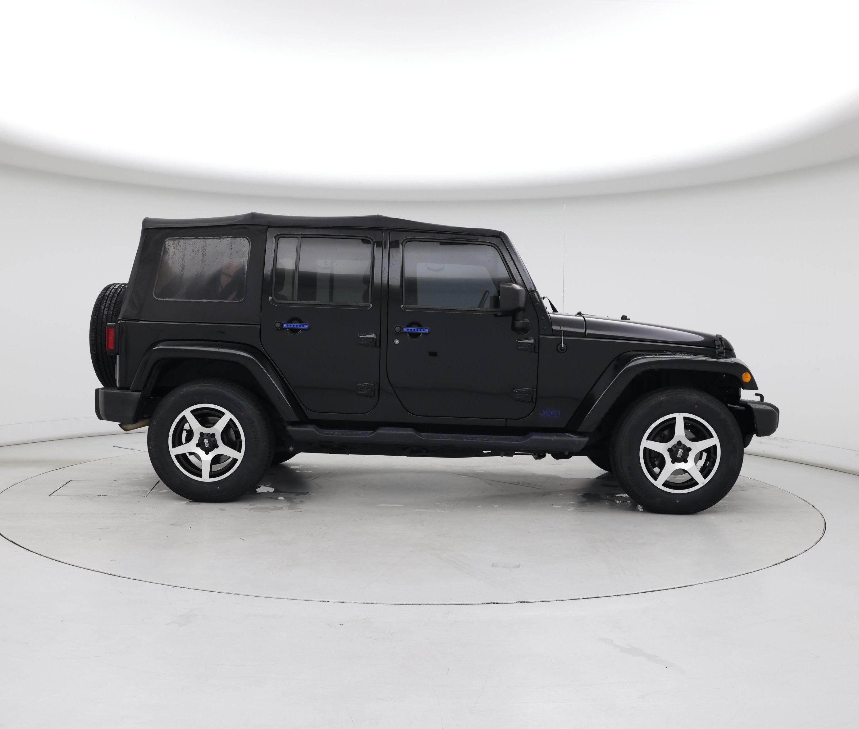 Thumbnail: 2017 Jeep Wrangler - 7