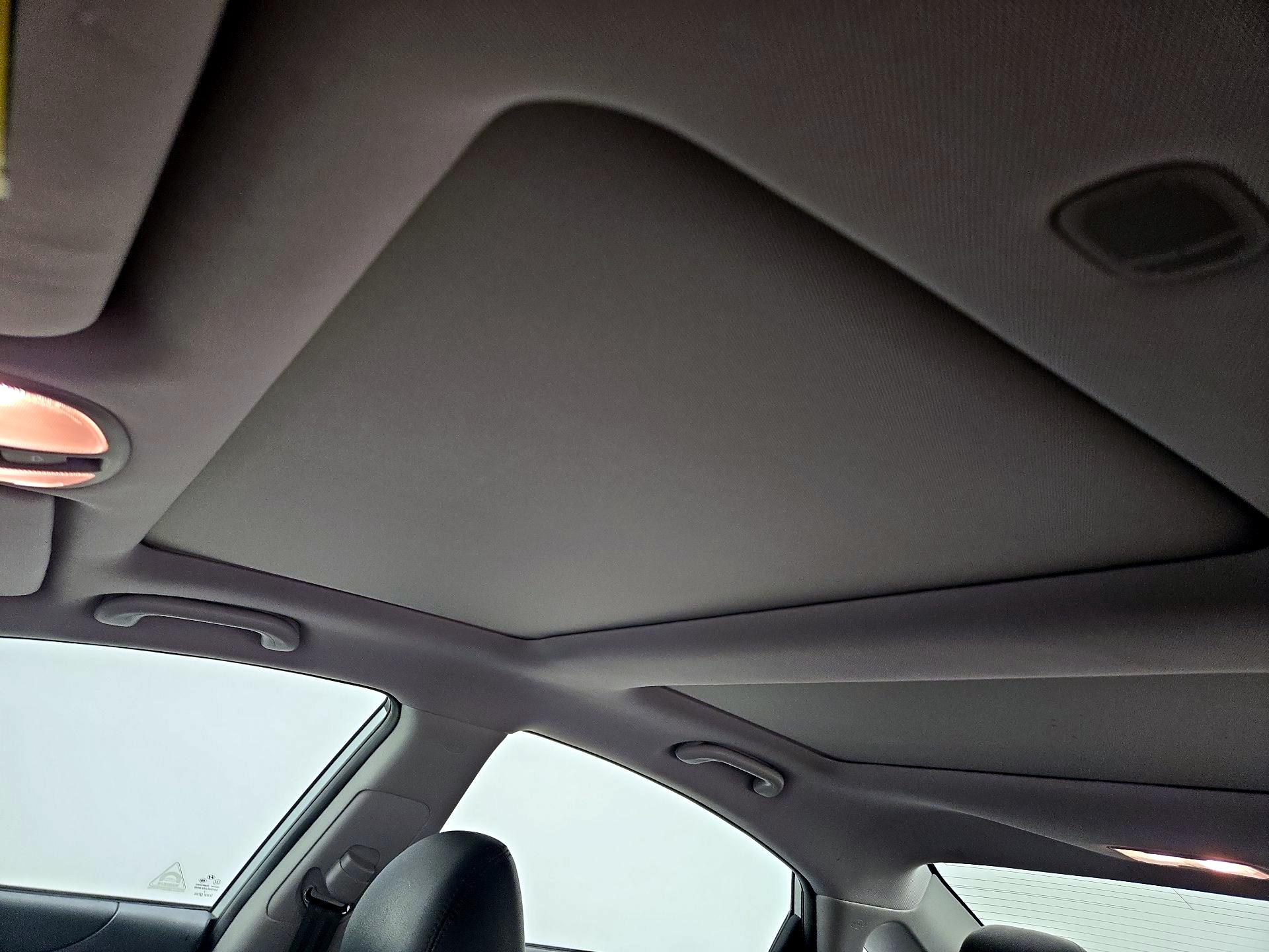 Thumbnail: 2013 Hyundai Sonata - 20