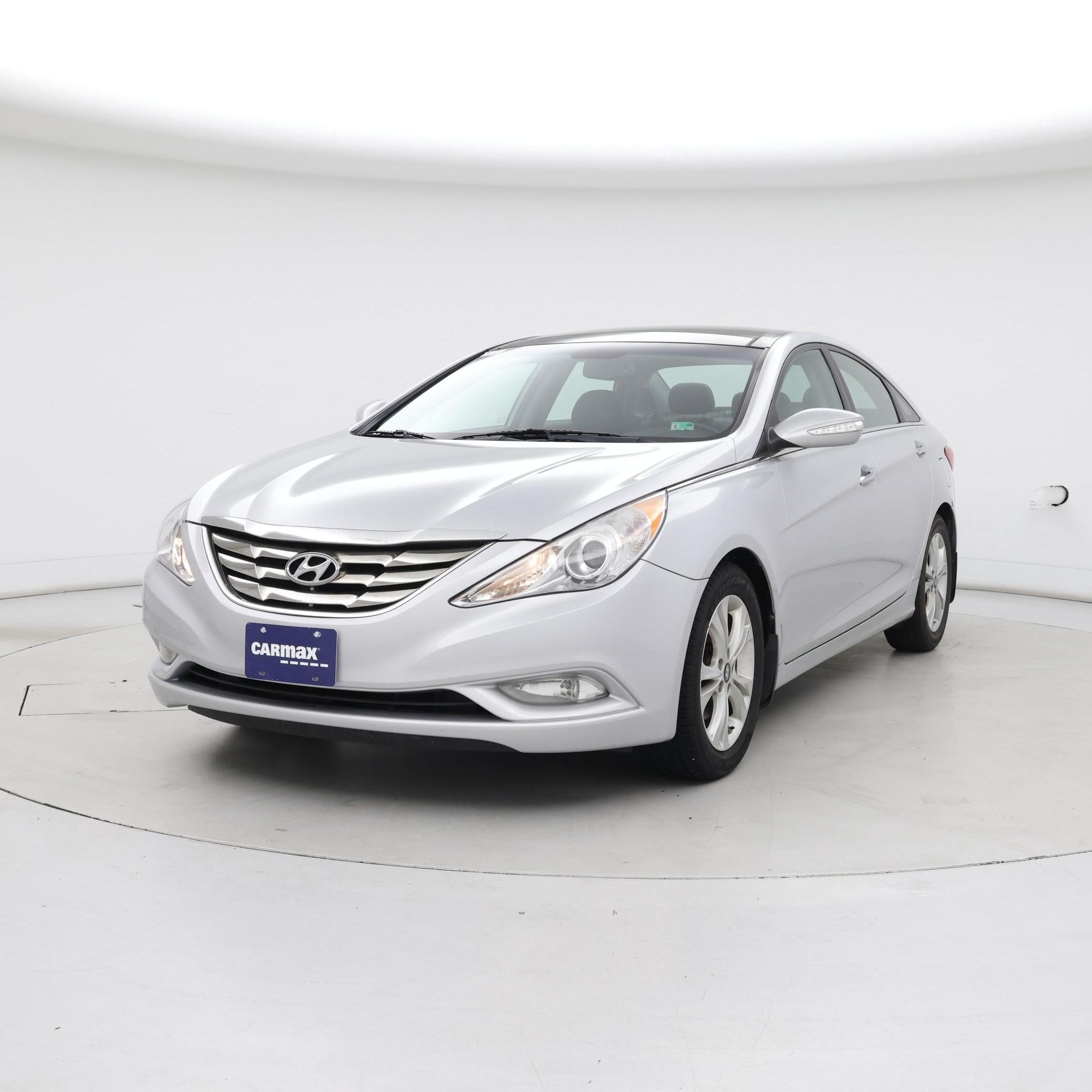 Thumbnail: 2013 Hyundai Sonata - 4