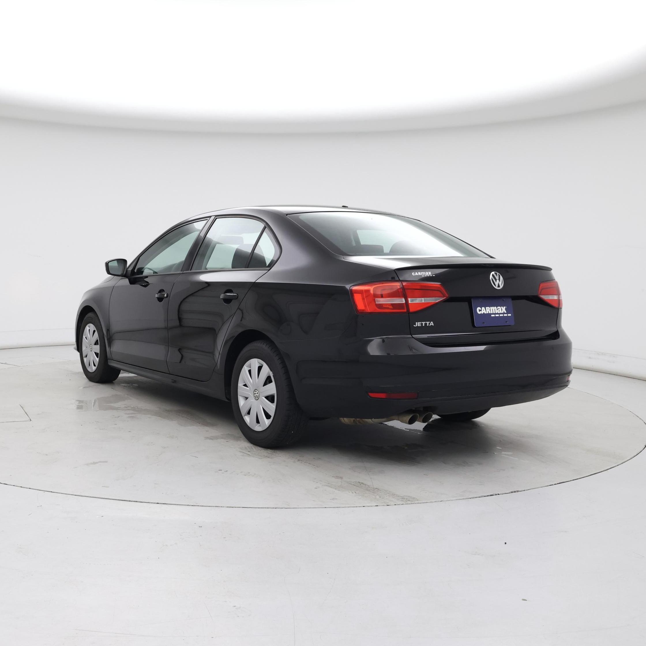 Thumbnail: 2015 Volkswagen Jetta - 2