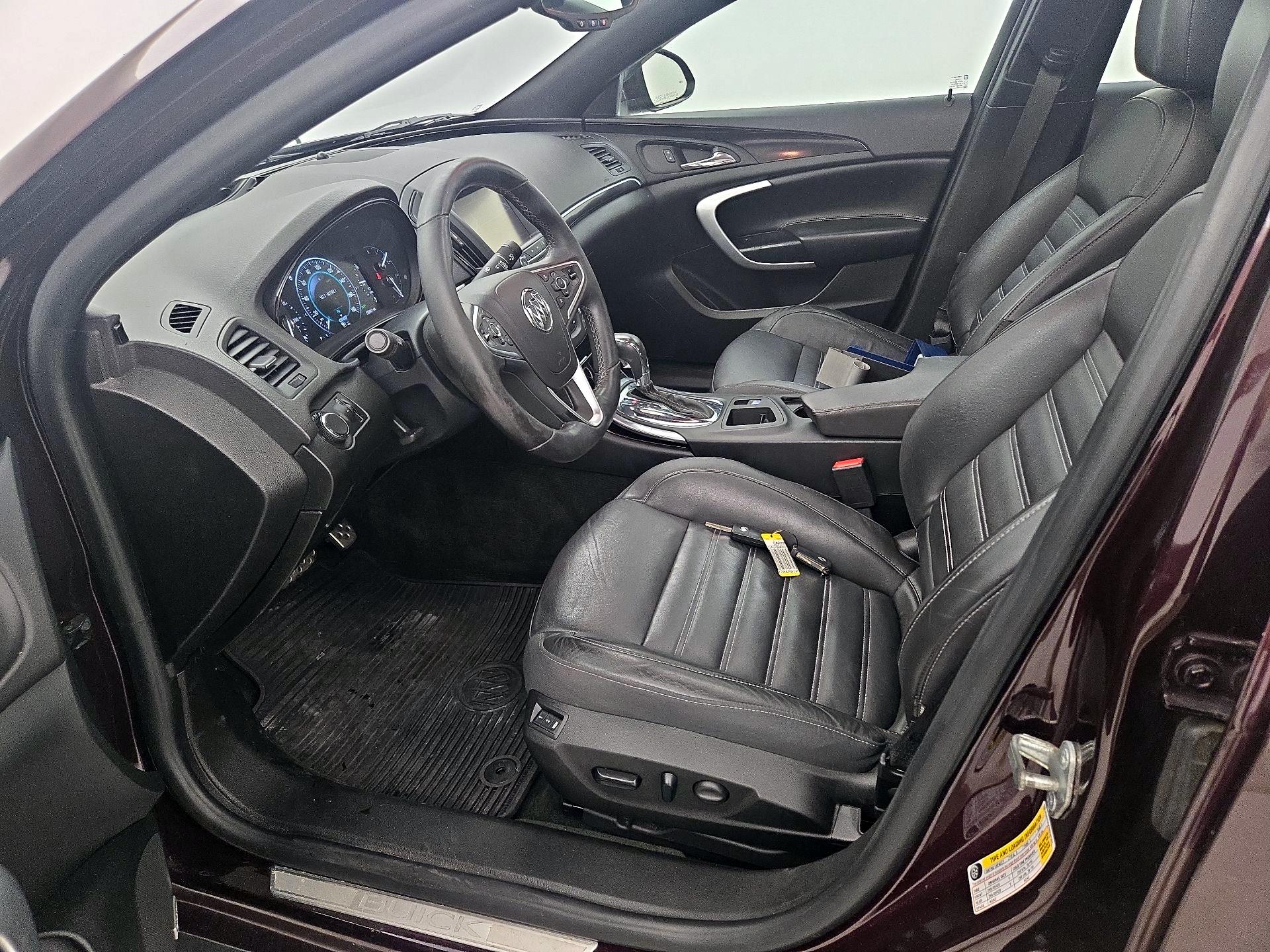 Thumbnail: 2017 Buick Regal - 11