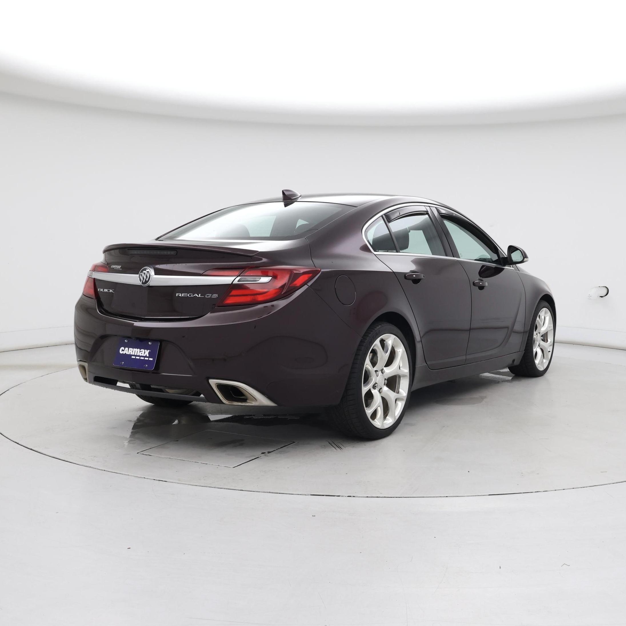 Thumbnail: 2017 Buick Regal - 8