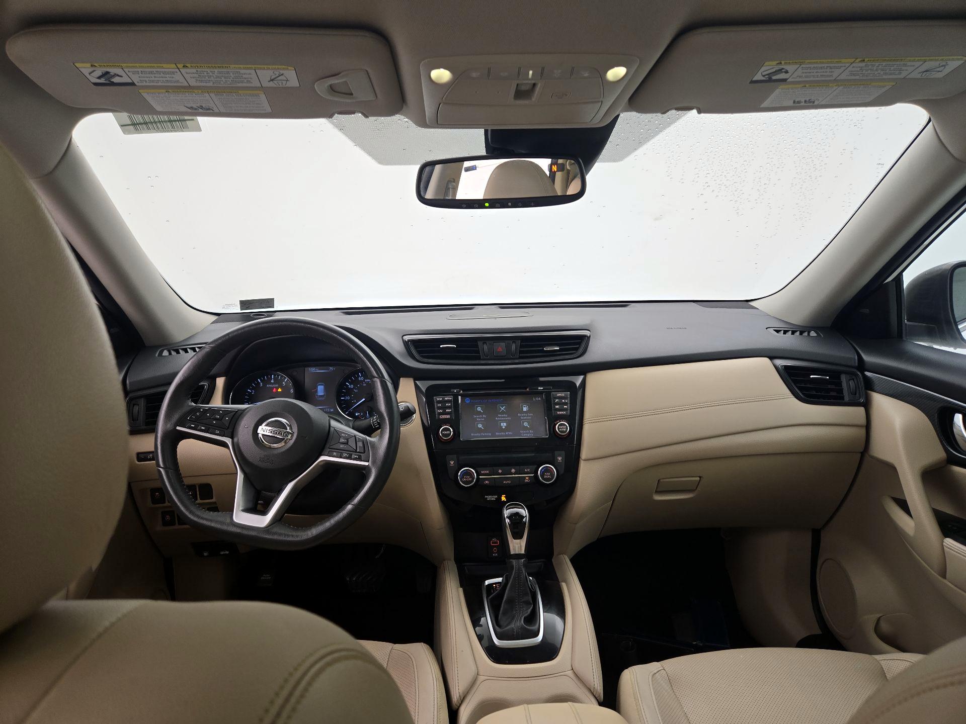 Thumbnail: 2017 Nissan Rogue - 9