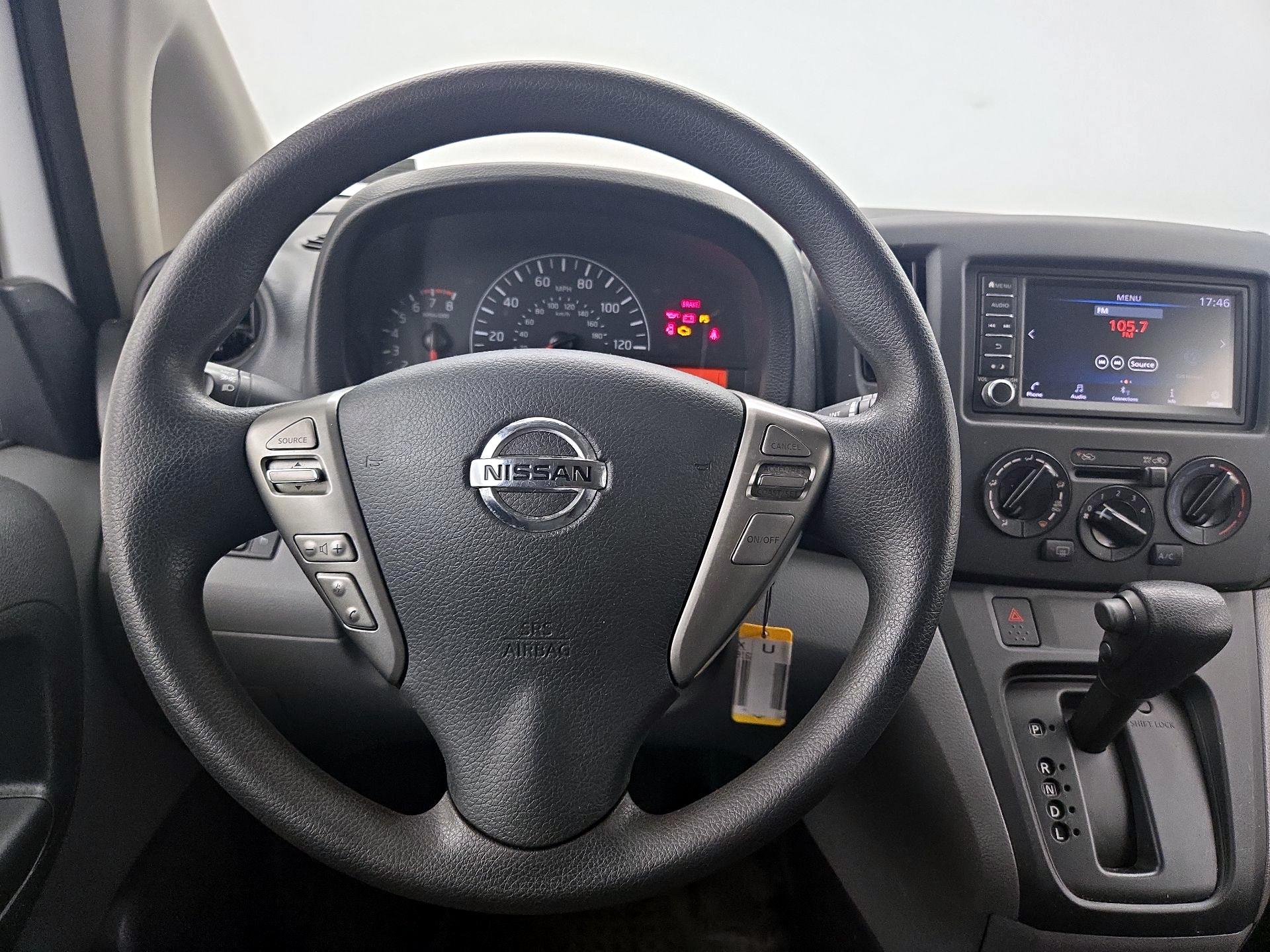Thumbnail: 2020 Nissan NV200 - 10