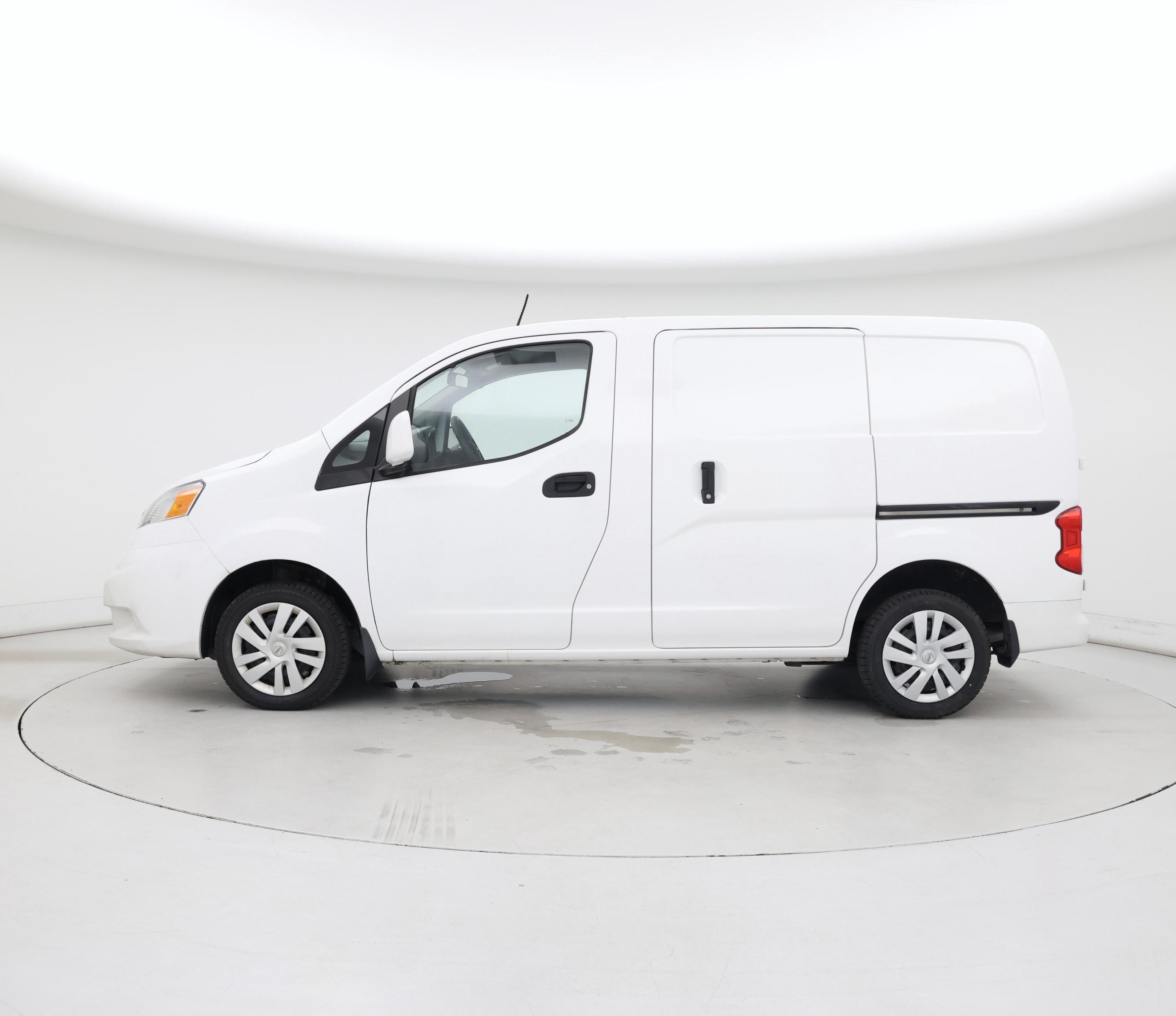 Thumbnail: 2020 Nissan NV200 - 3