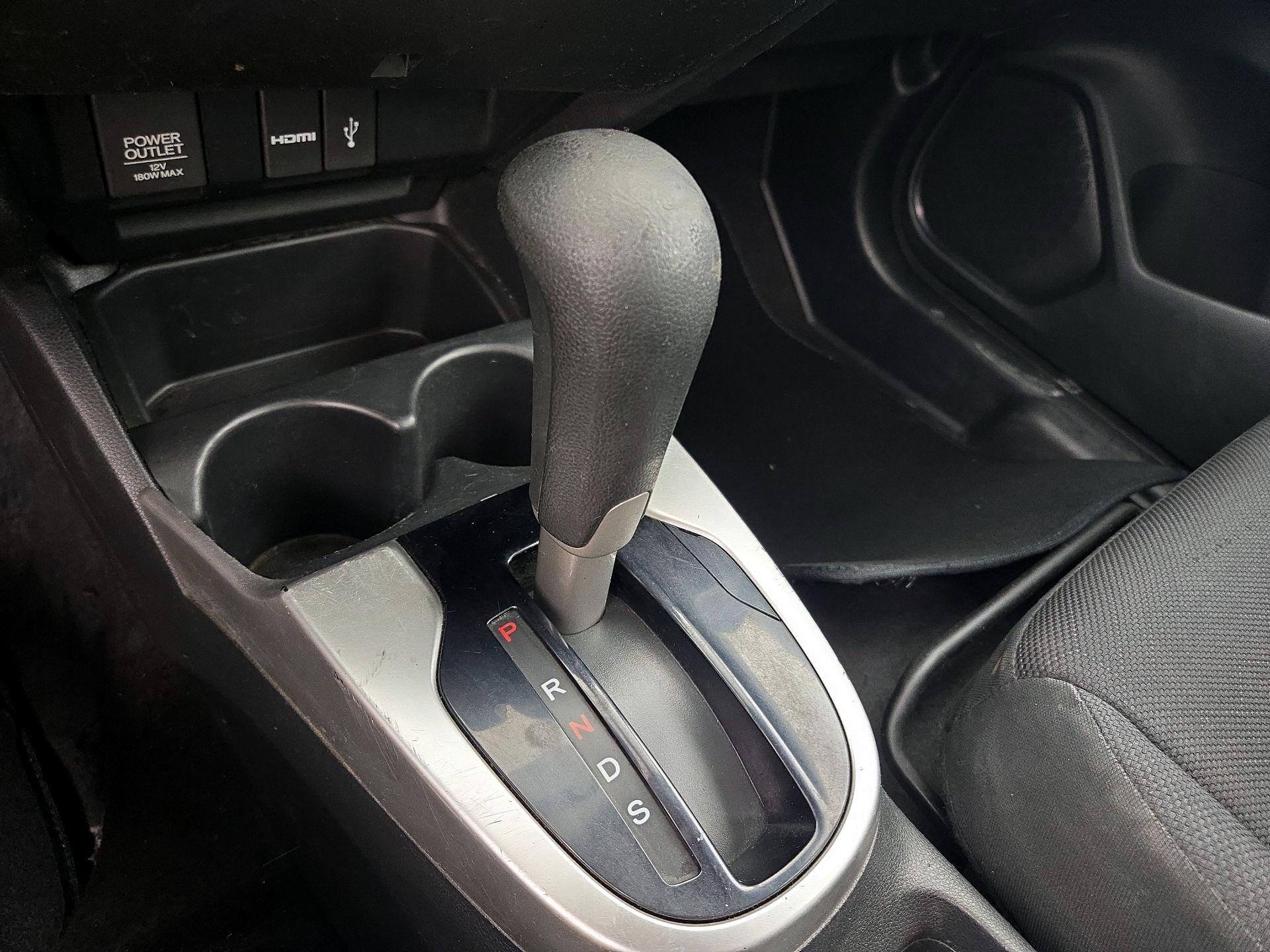 Thumbnail: 2015 Honda Fit - 16
