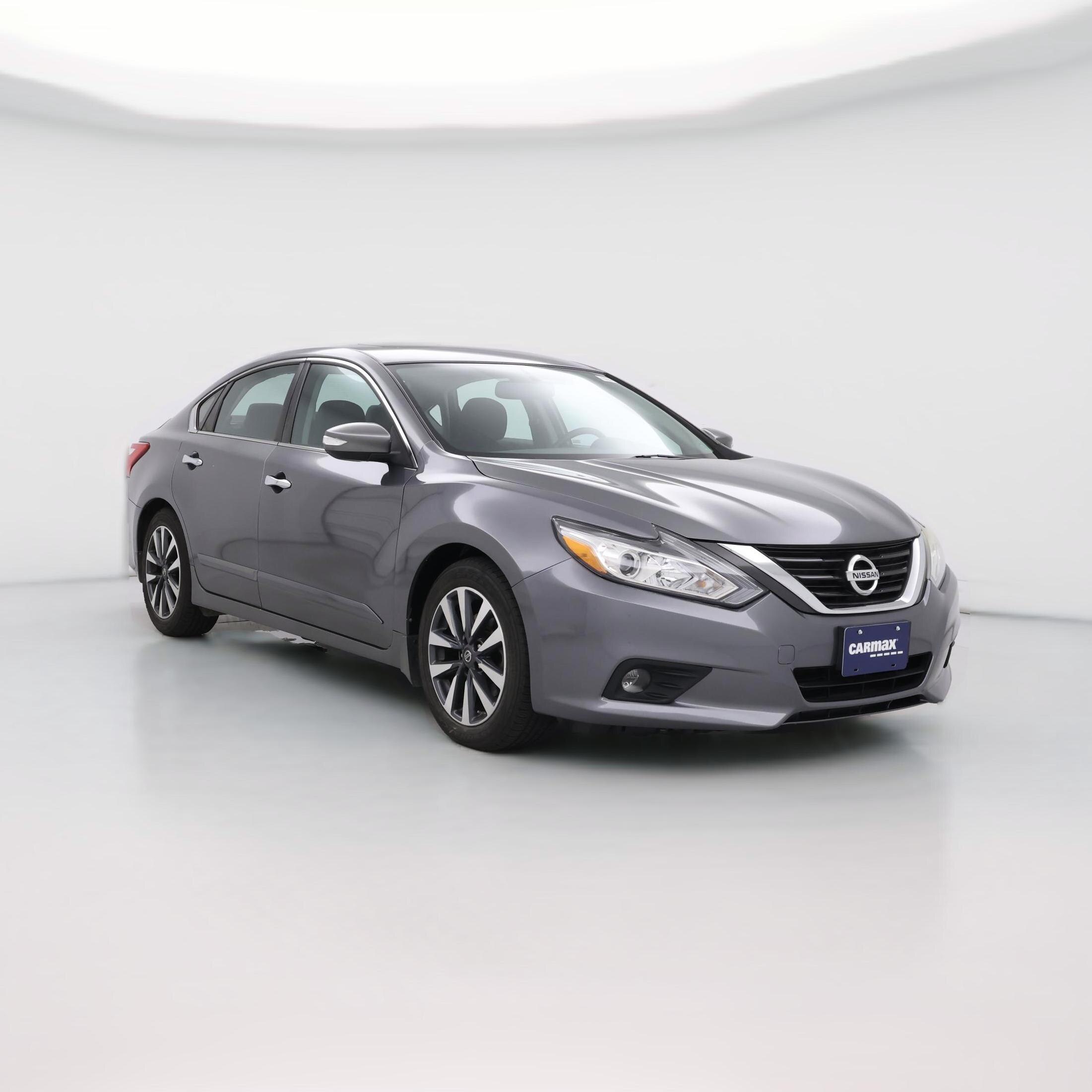 Thumbnail: 2016 Nissan Altima - 1