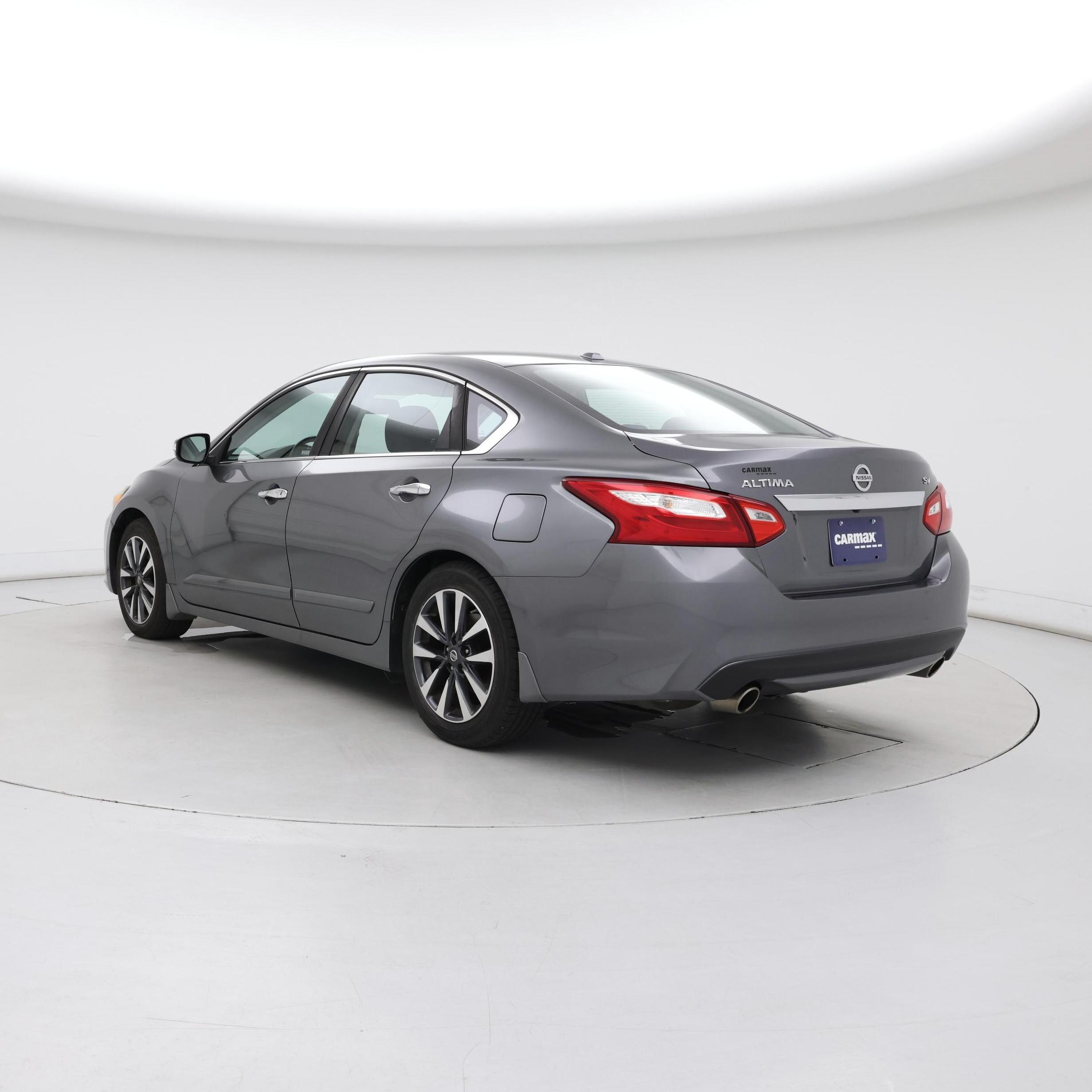 Thumbnail: 2016 Nissan Altima - 2