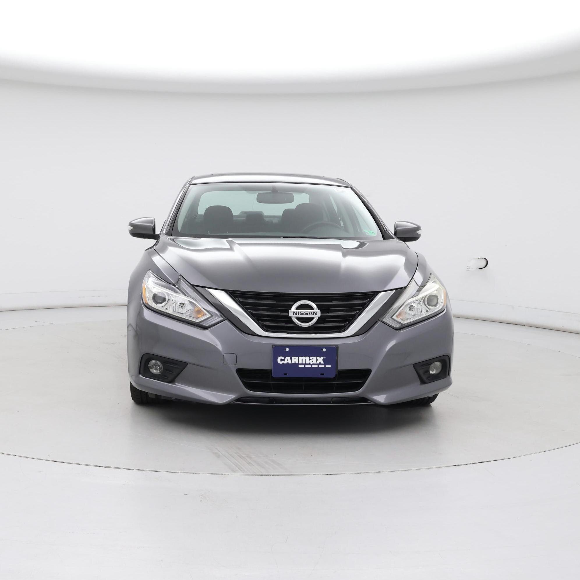 Thumbnail: 2016 Nissan Altima - 5