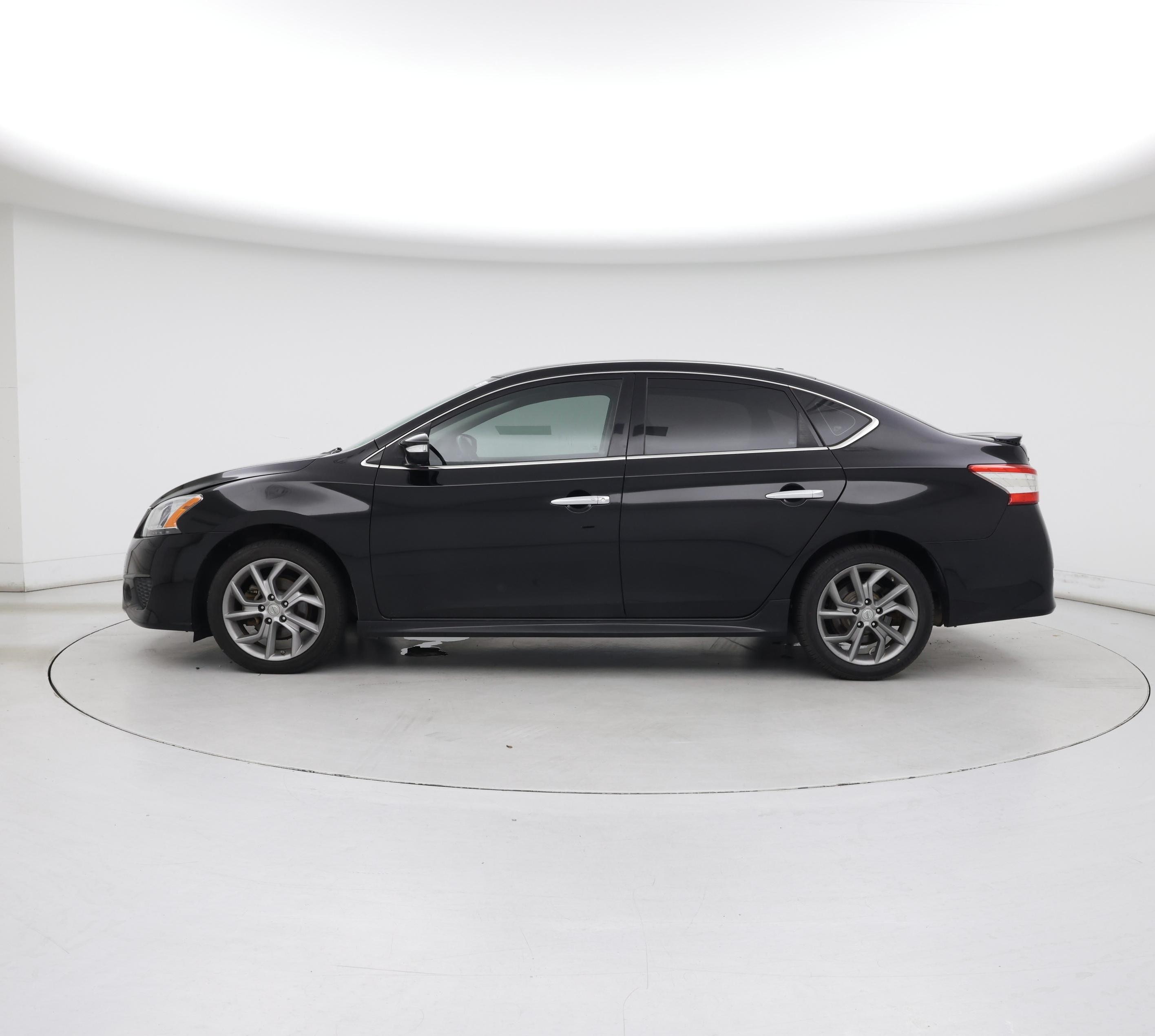 Thumbnail: 2015 Nissan Sentra - 3