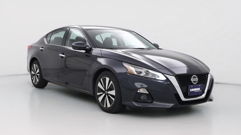 2019 Nissan Altima SV Hero Image