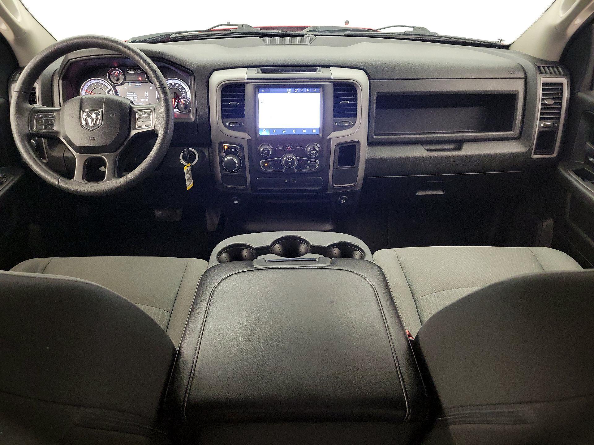 Thumbnail: 2022 RAM 1500 Classic - 9