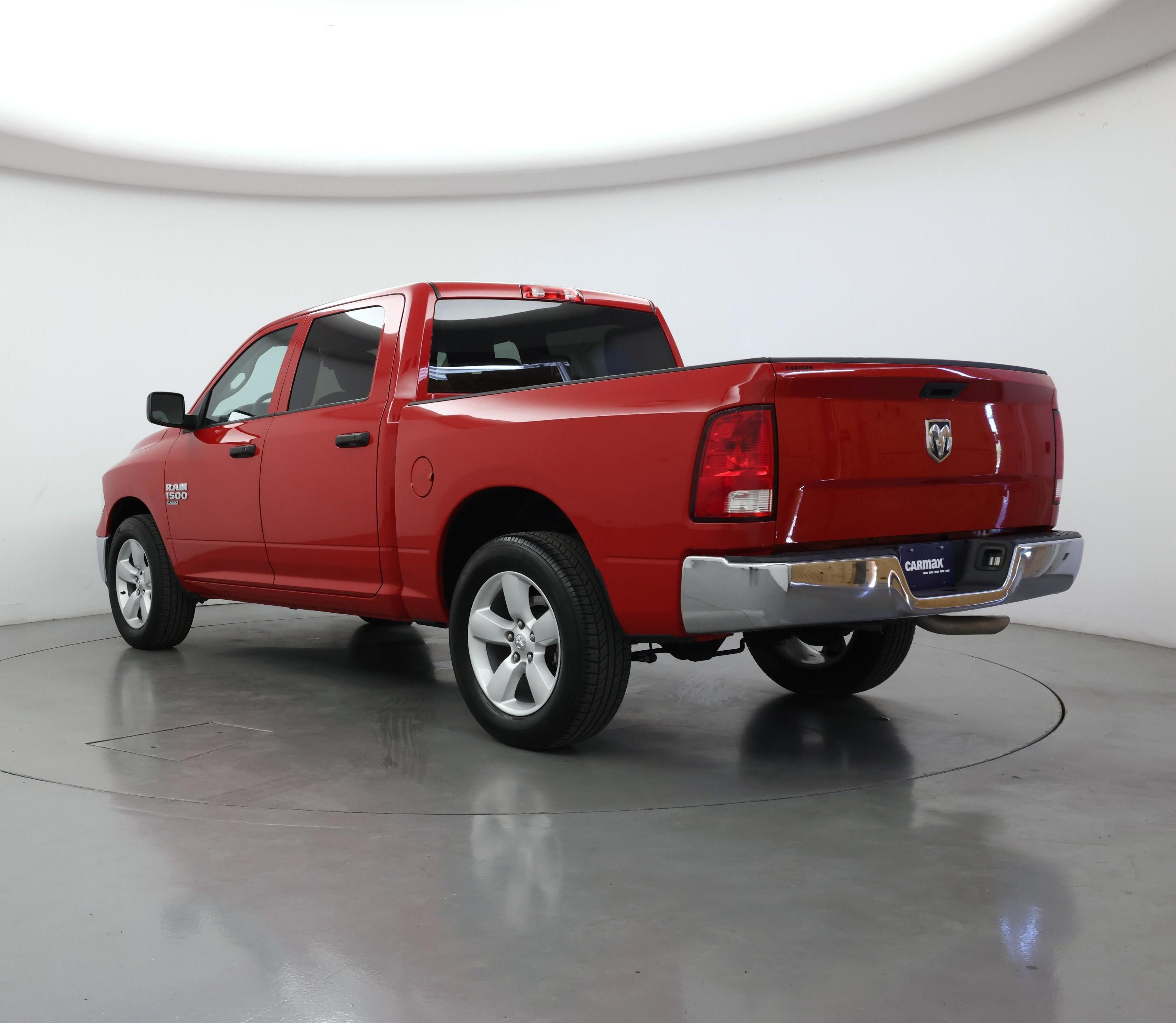 Thumbnail: 2022 RAM 1500 Classic - 2
