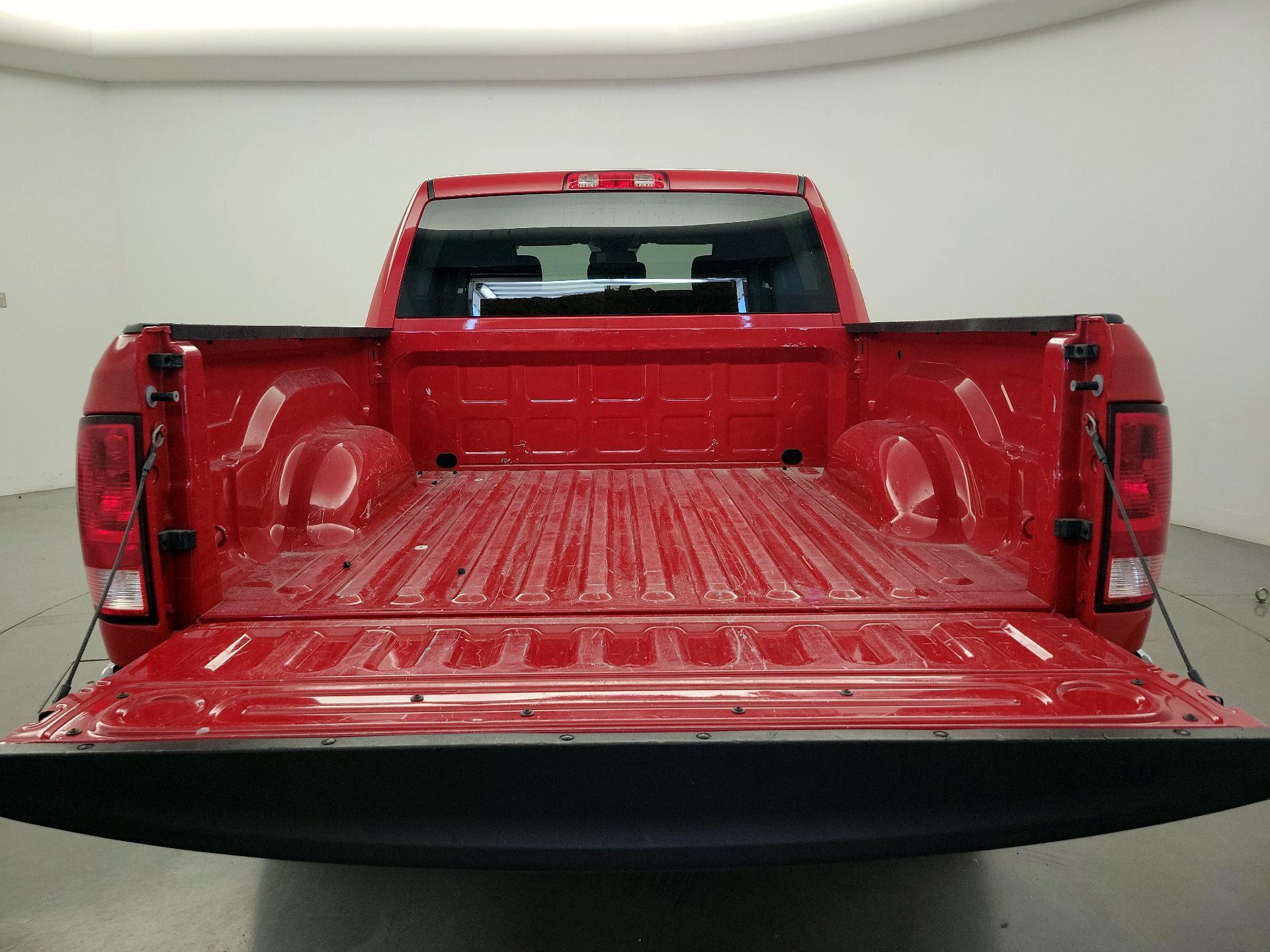 Thumbnail: 2022 RAM 1500 Classic - 20